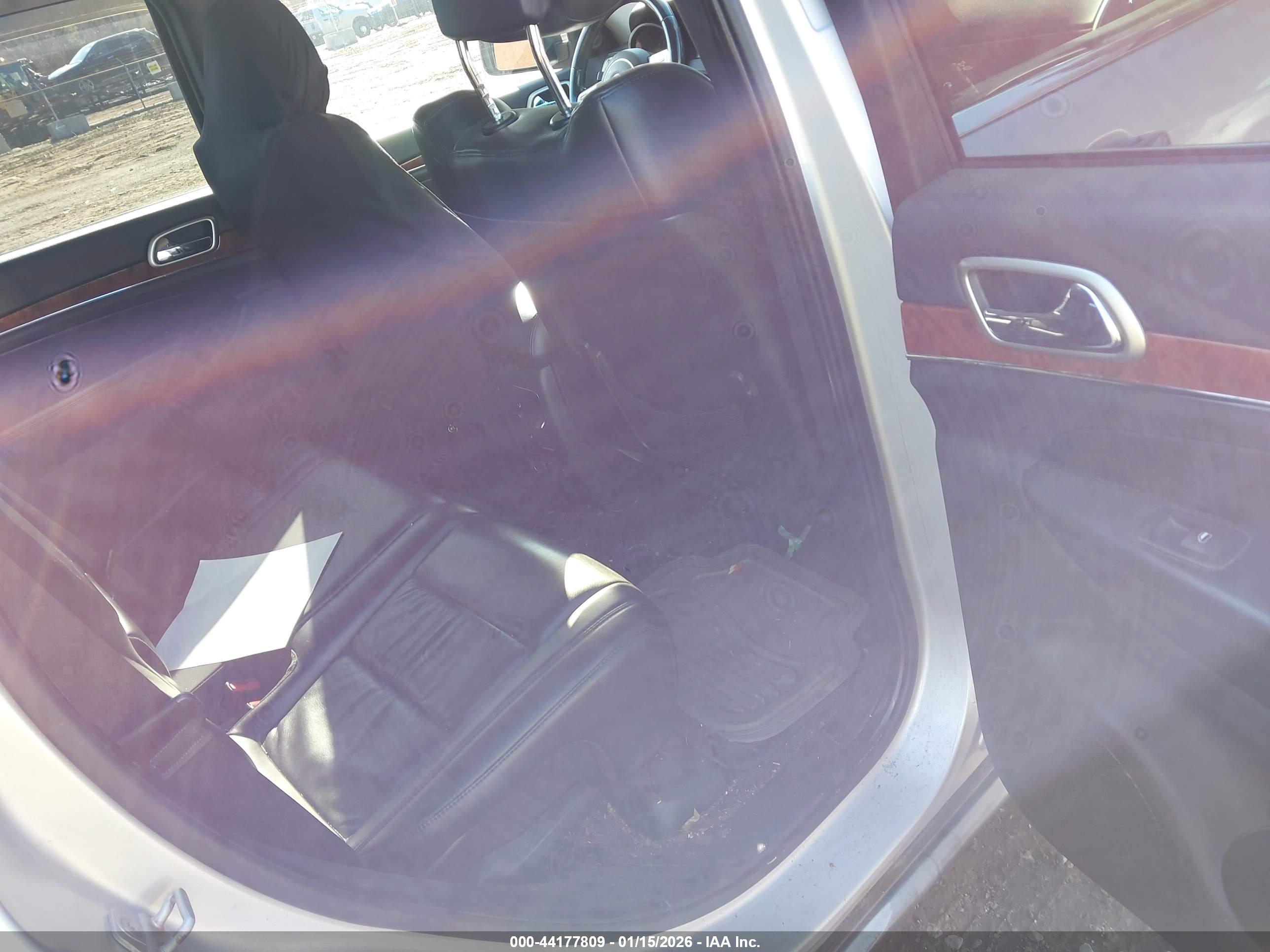 JEEP GRAND image 8