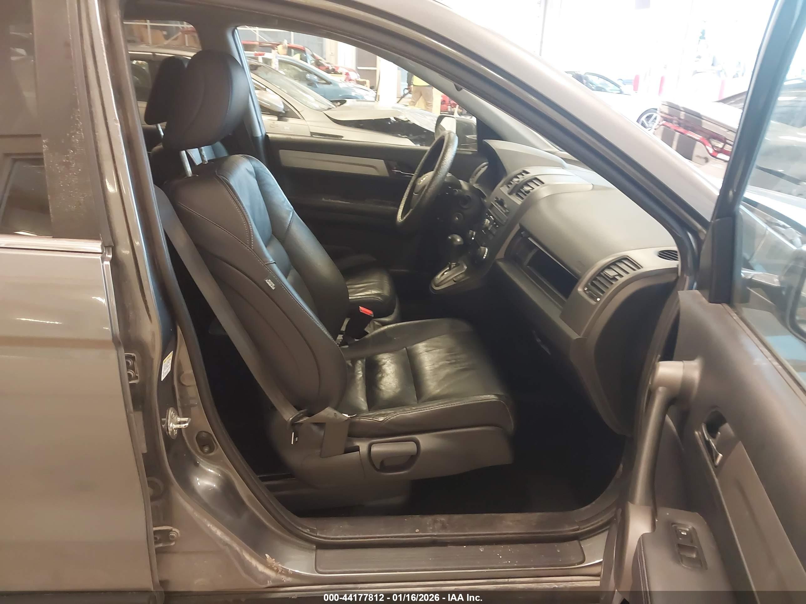 HONDA CR-V image 5
