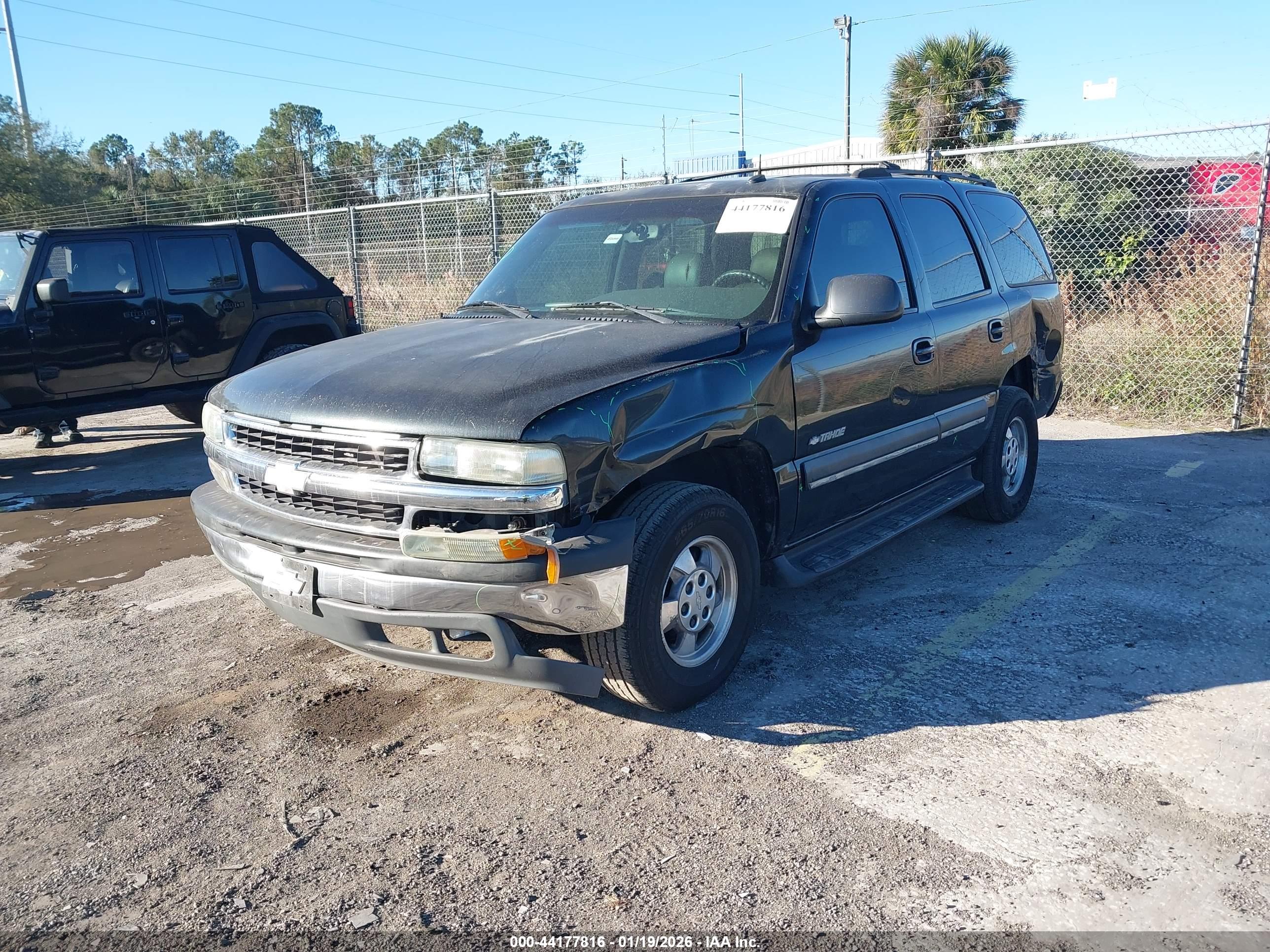 CHEVROLET TAHOE image 2