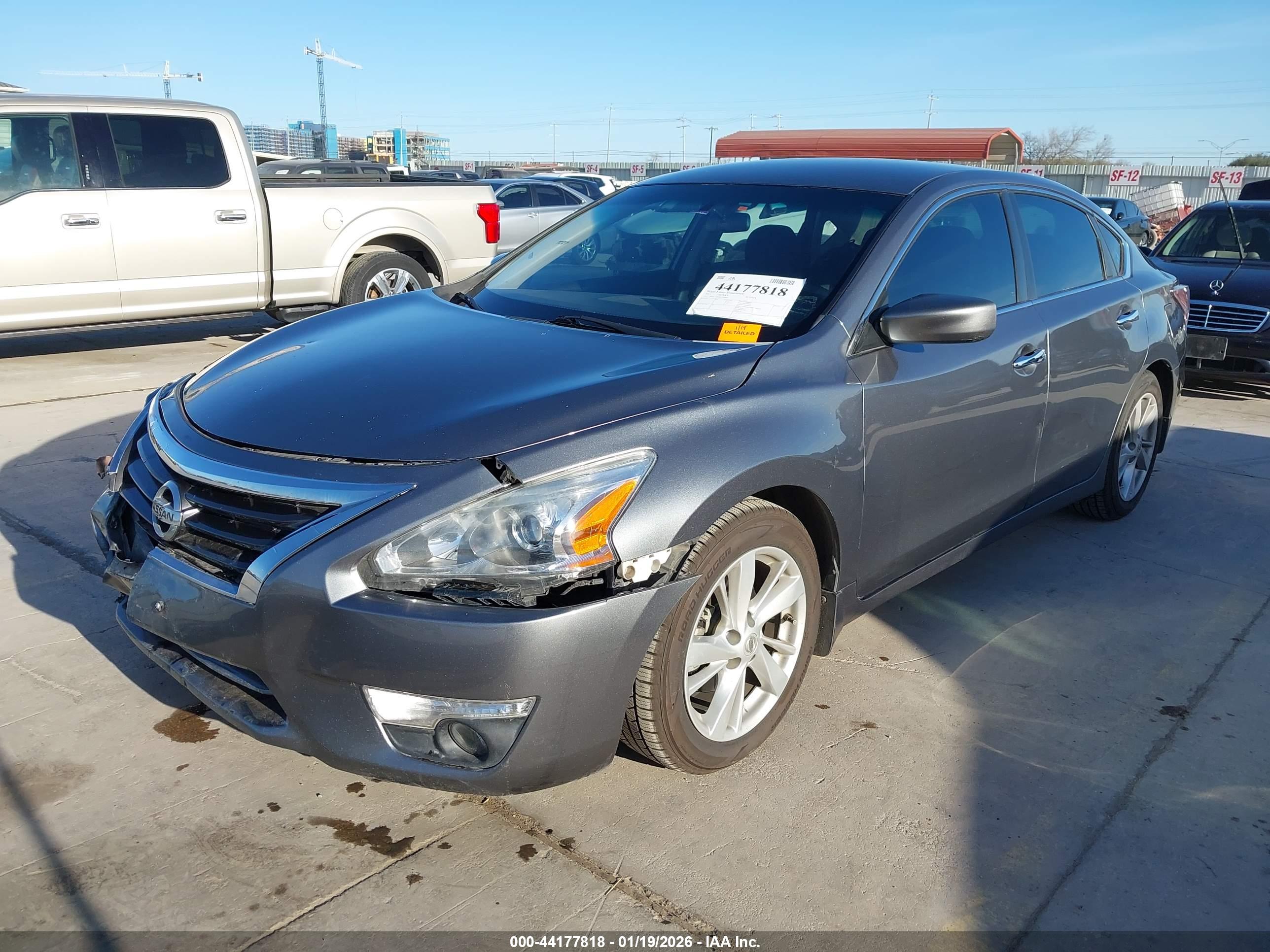 NISSAN ALTIMA image 2