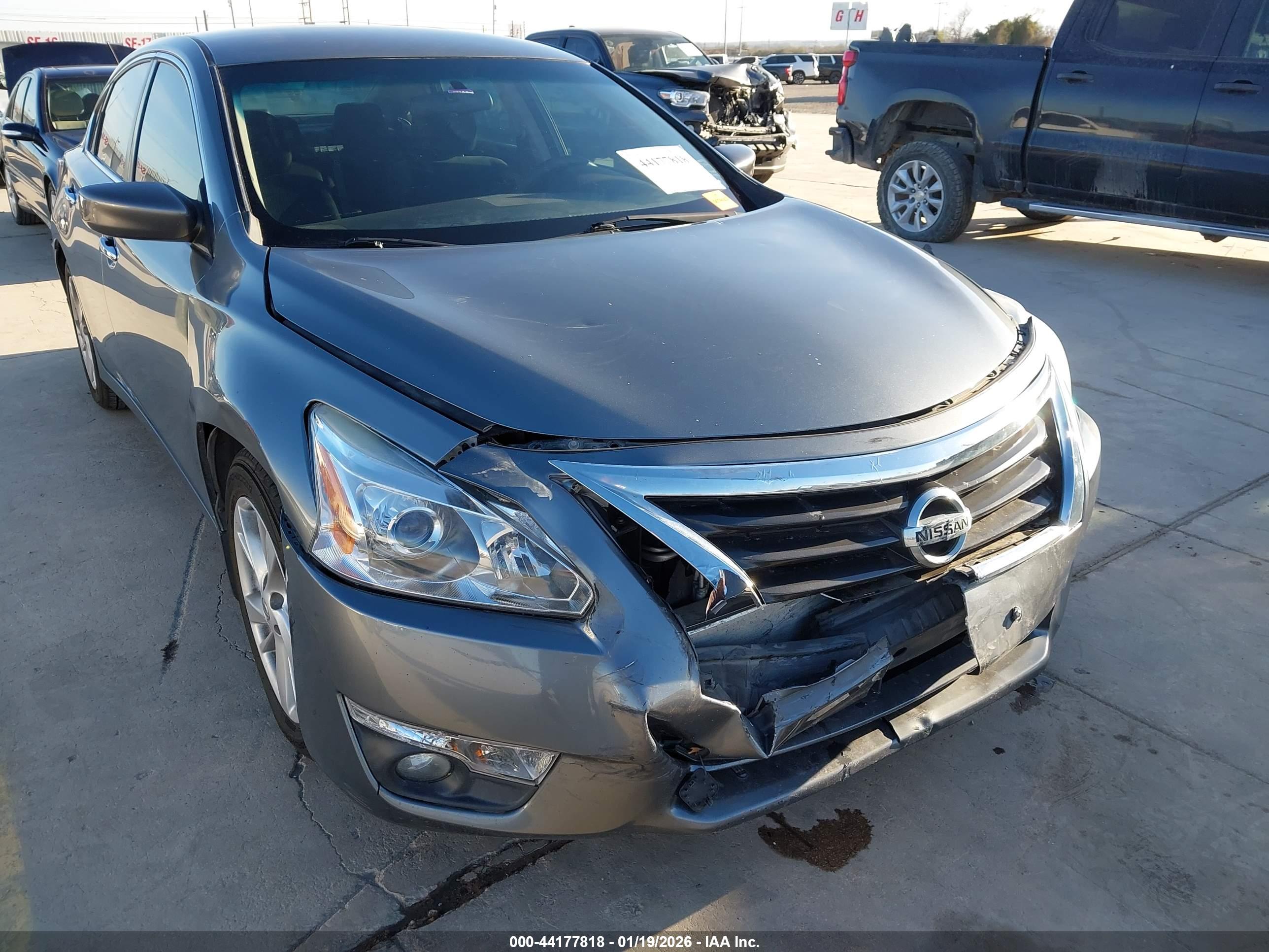 NISSAN ALTIMA image 6
