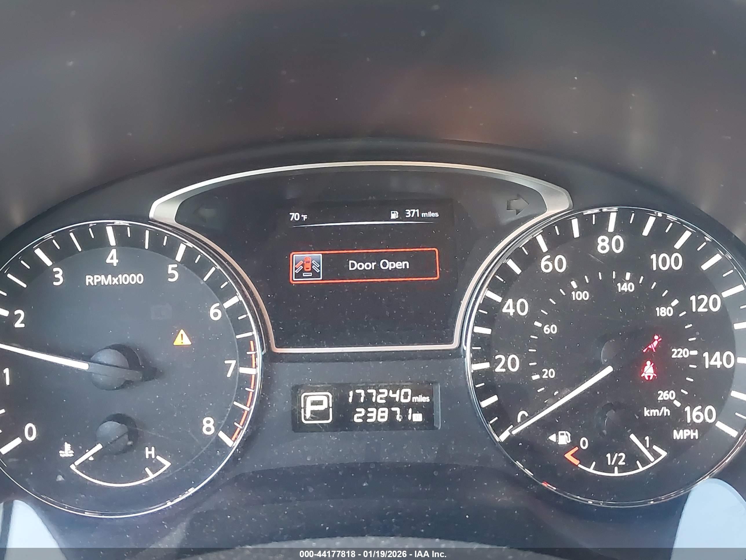NISSAN ALTIMA image 7