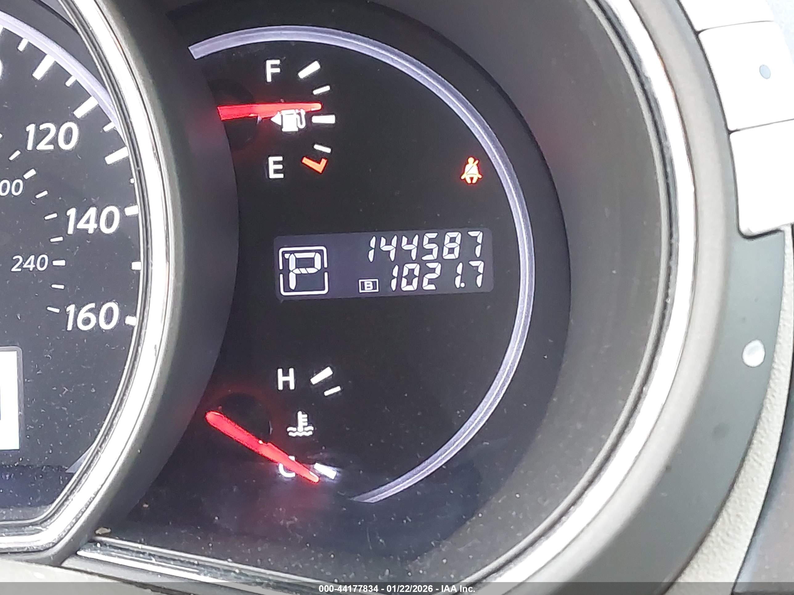 NISSAN MURANO image 7