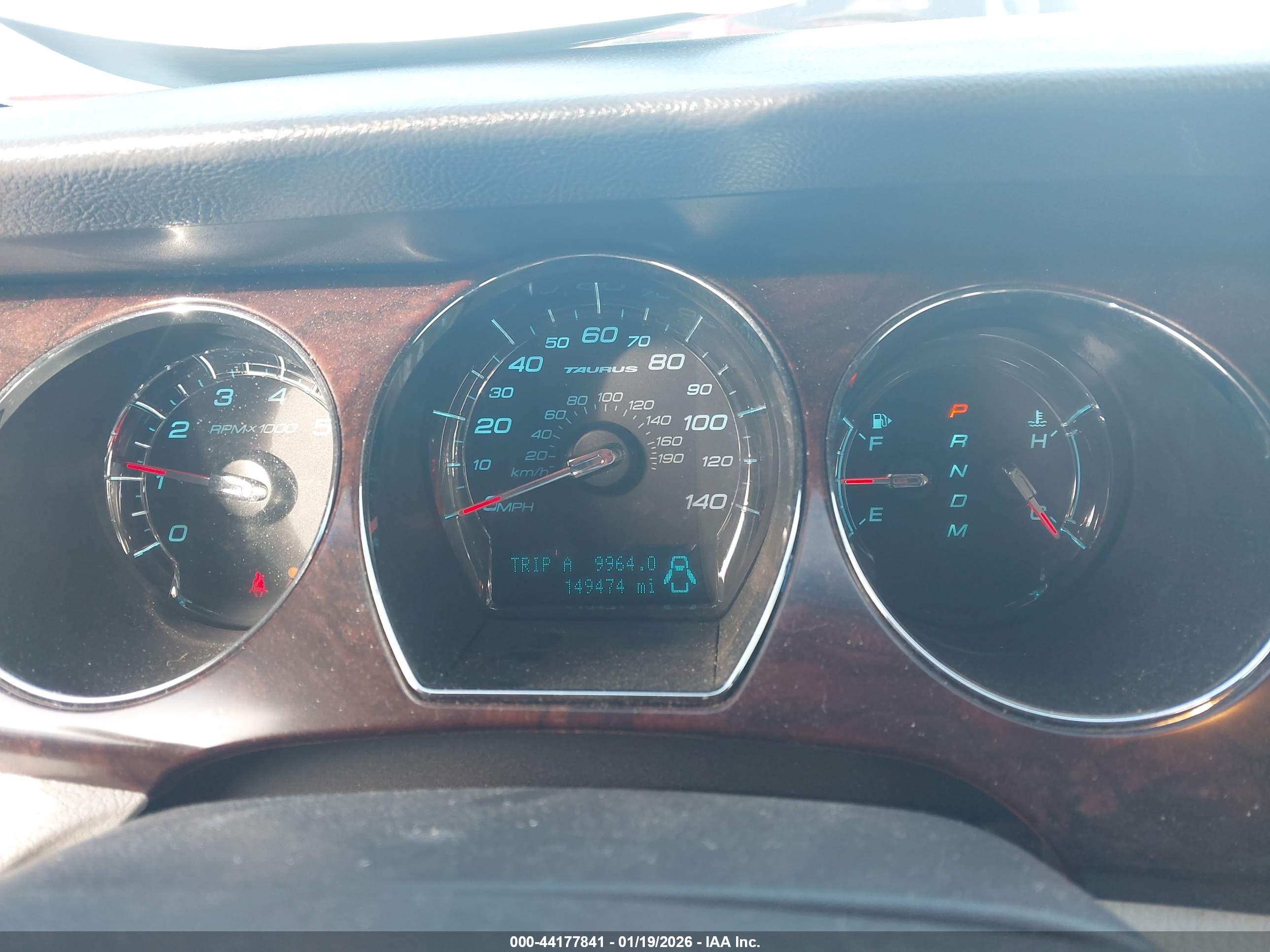FORD TAURUS image 7