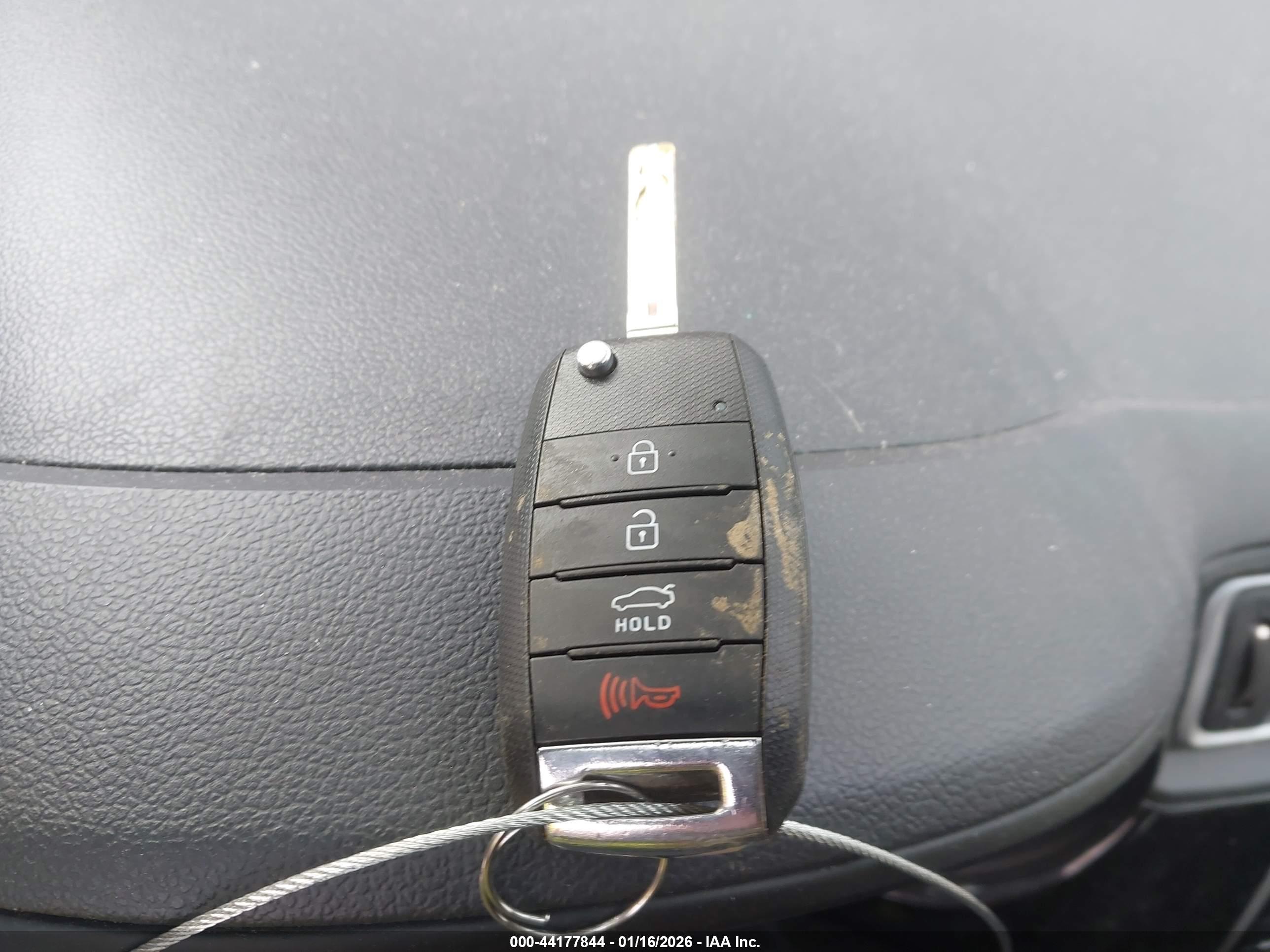 KIA RIO image 11
