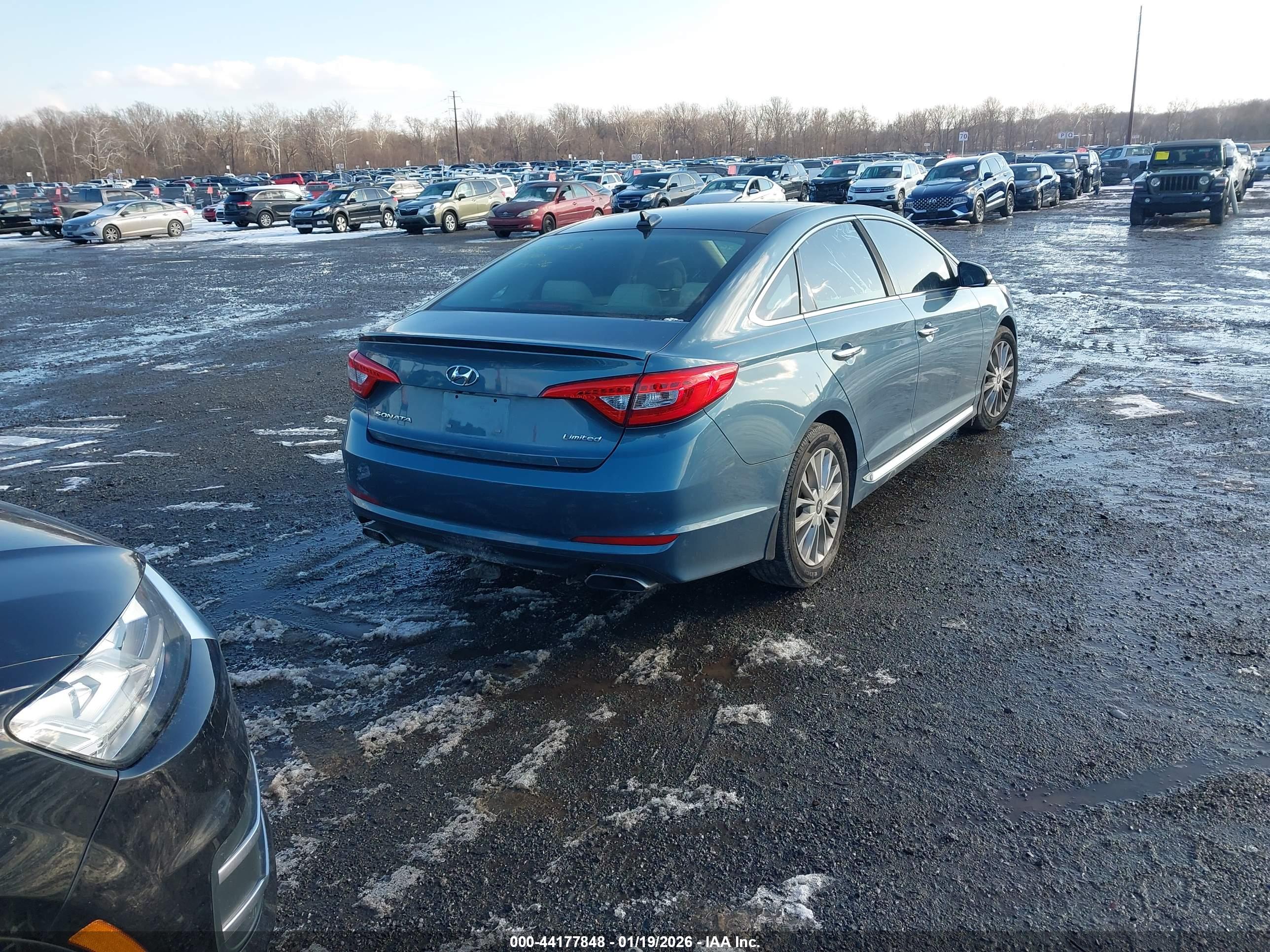 HYUNDAI SONATA image 4