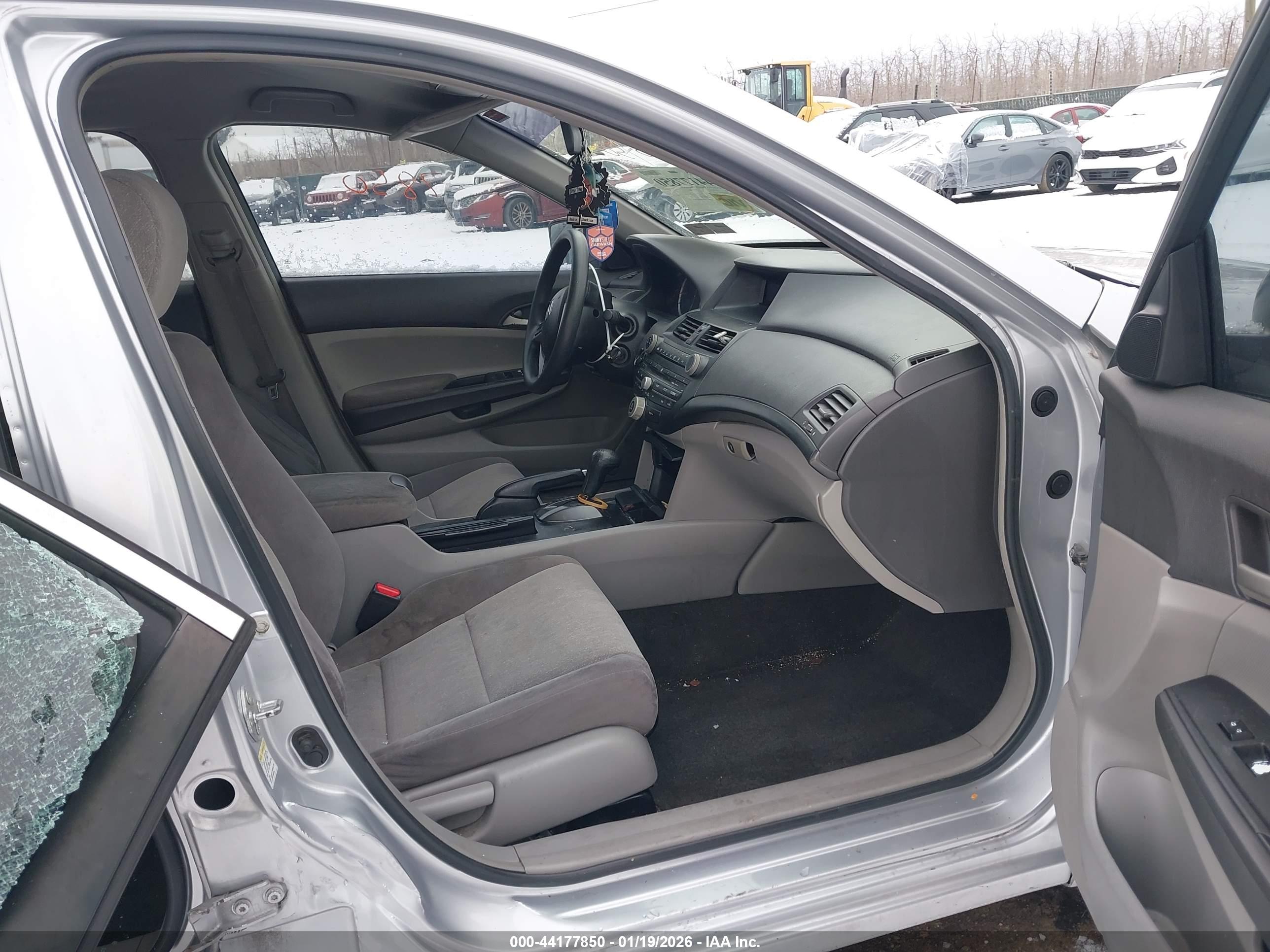 HONDA ACCORD image 5