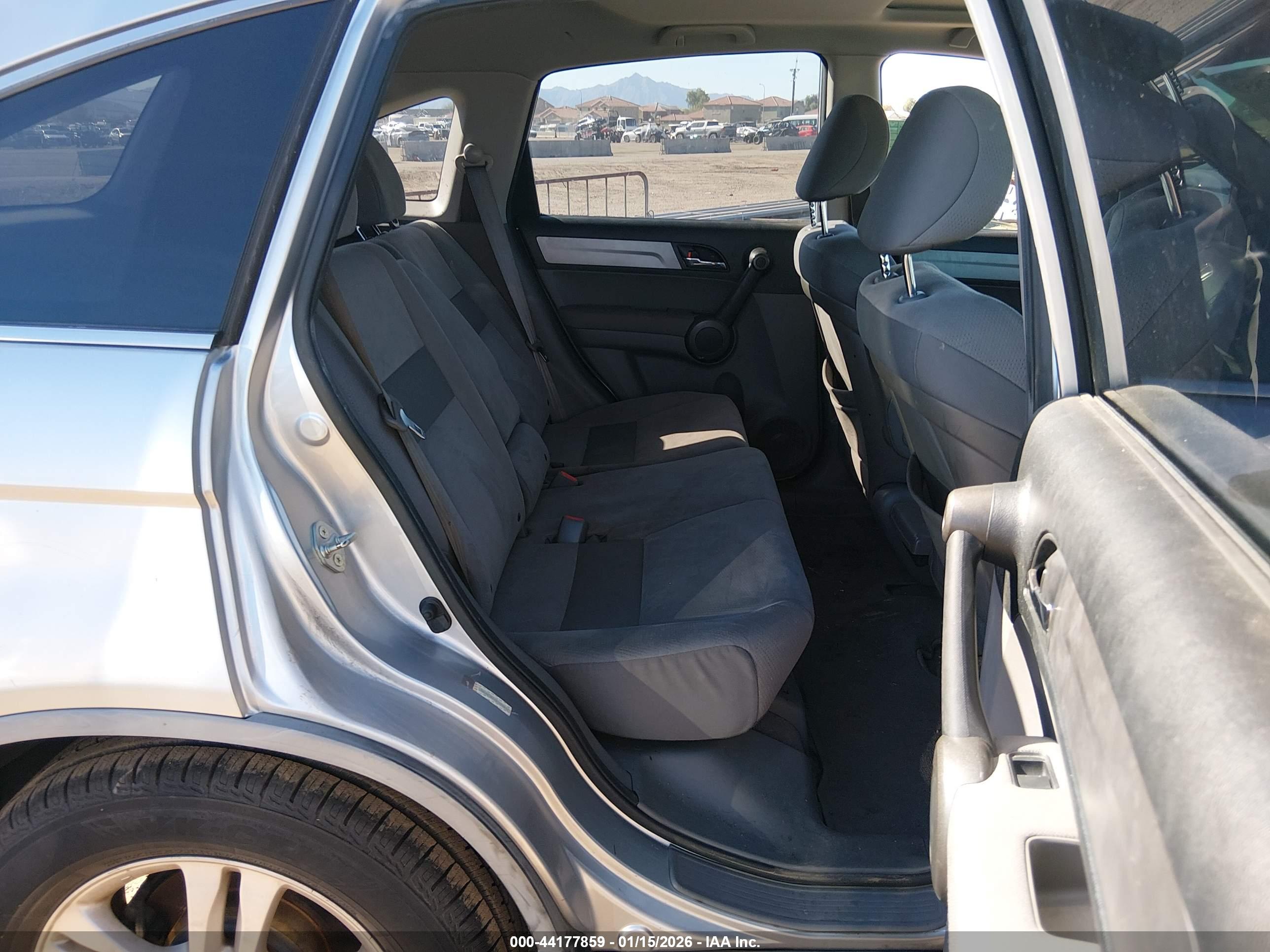 HONDA CR-V image 8
