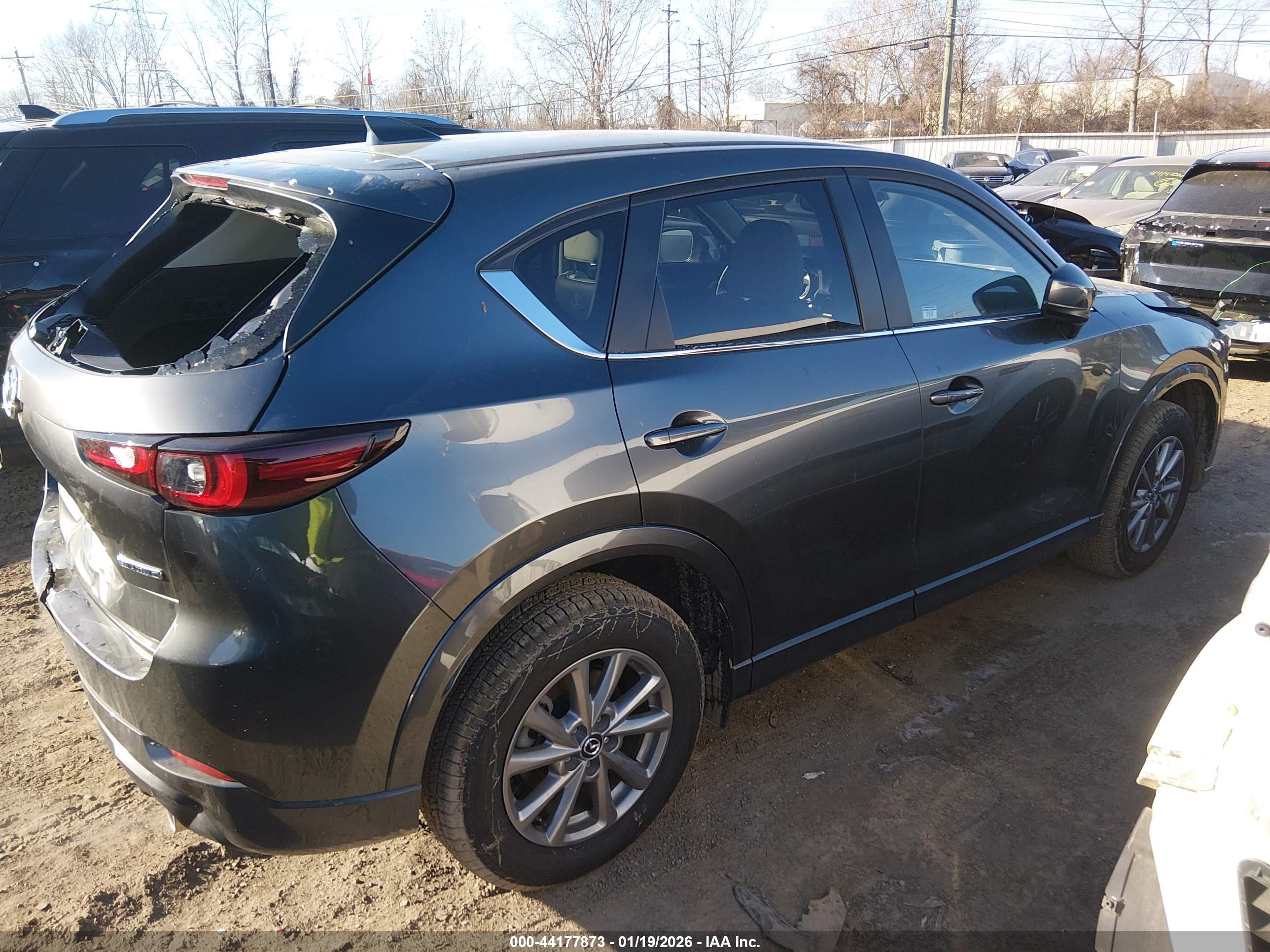 MAZDA CX-5 image 4