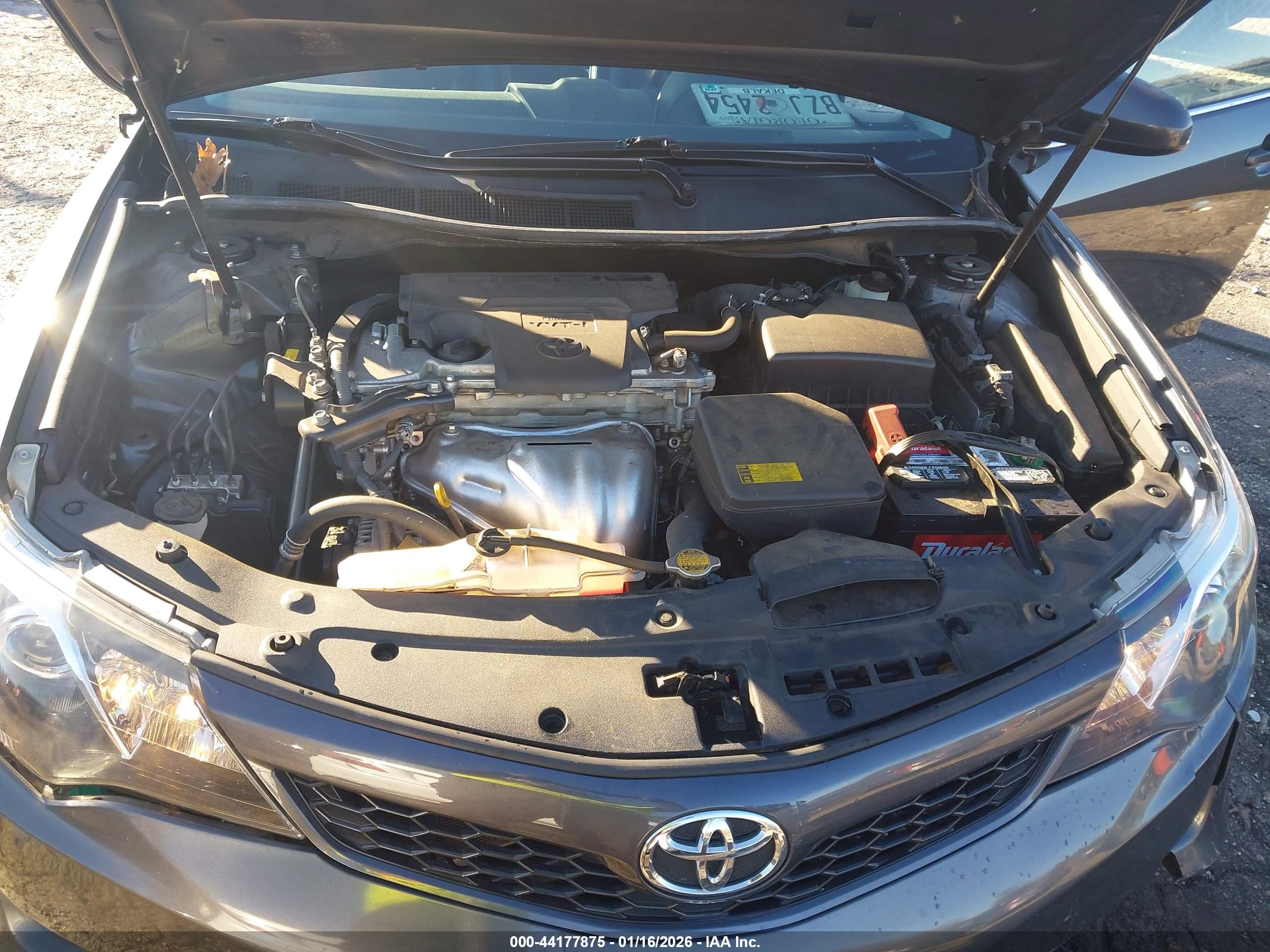 TOYOTA CAMRY image 10