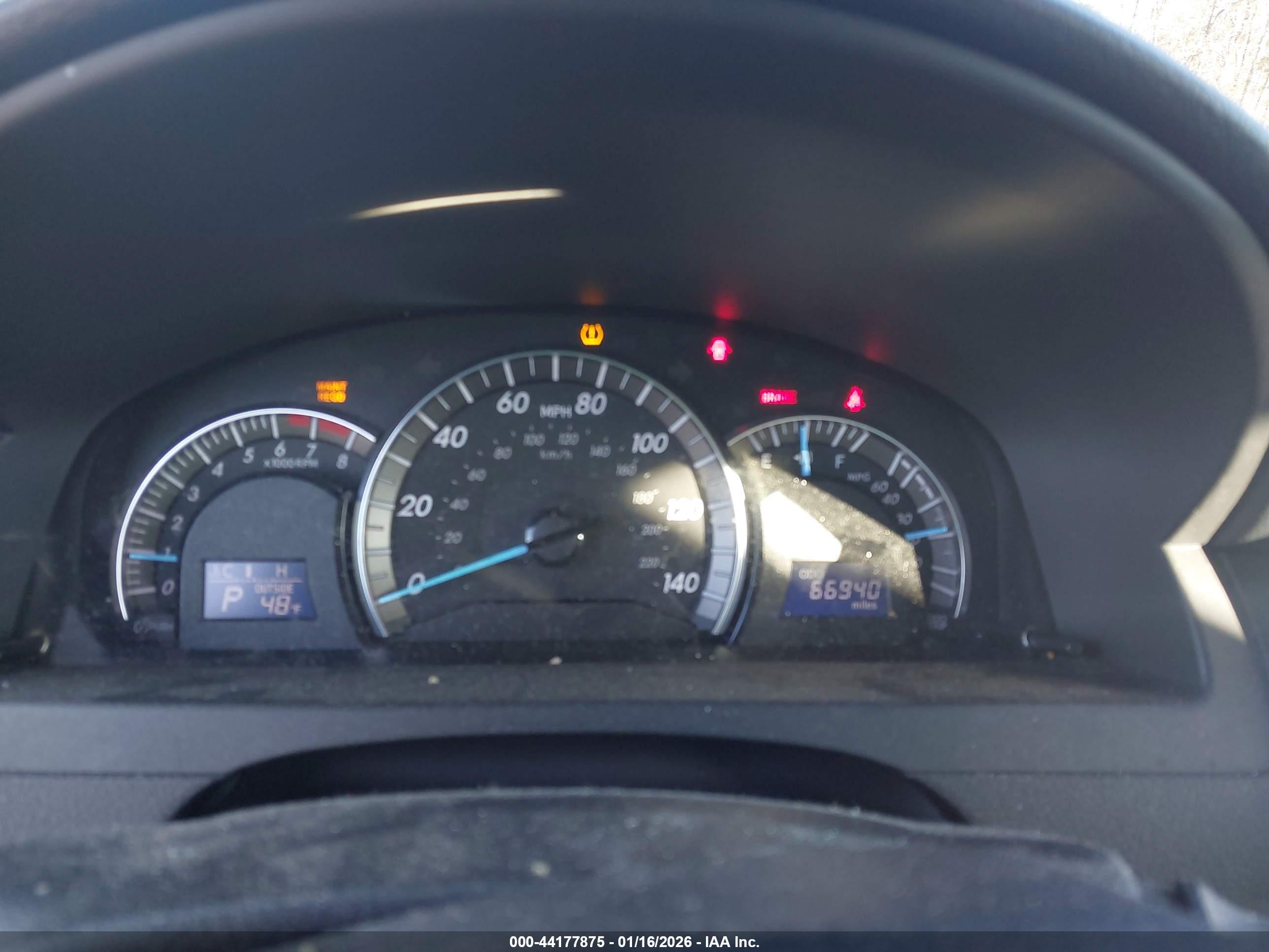 TOYOTA CAMRY image 7