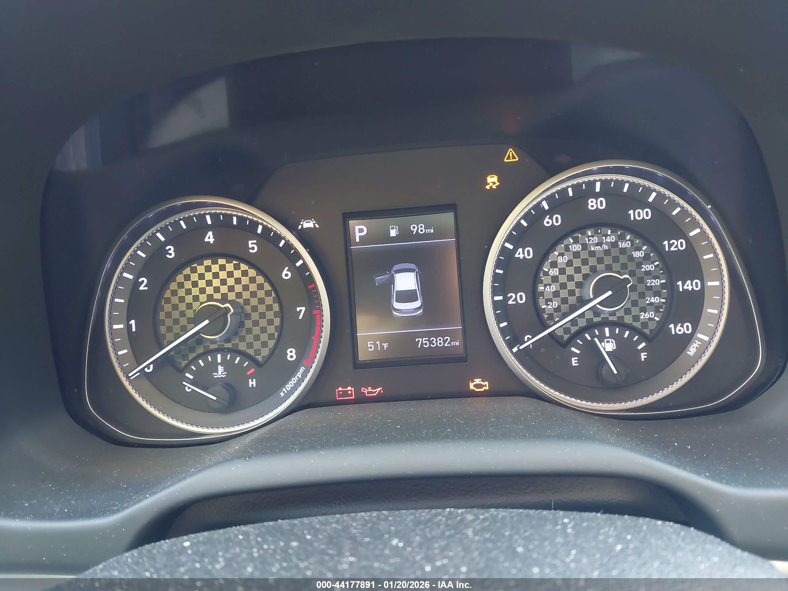HYUNDAI ELANTRA image 7