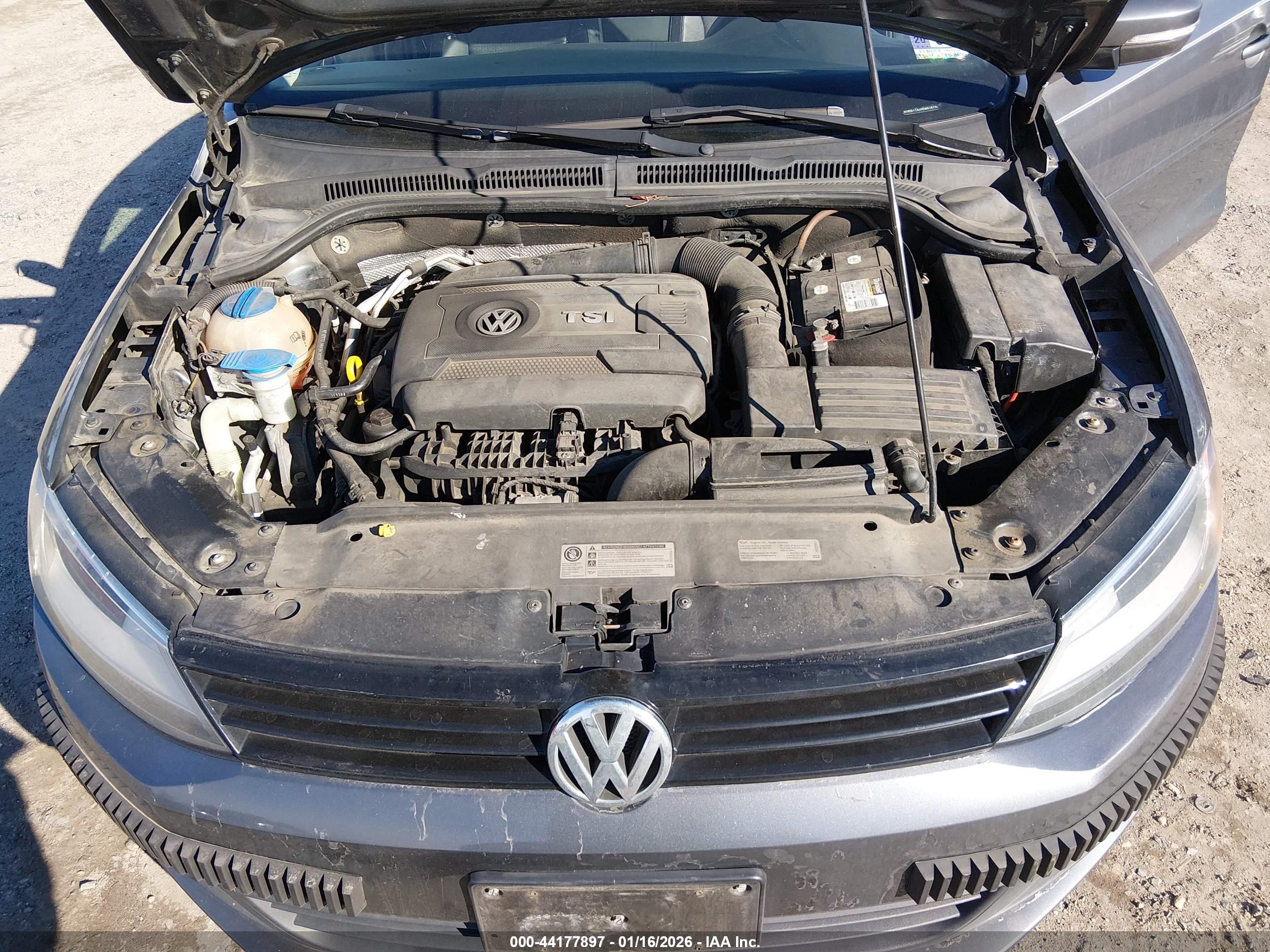 VOLKSWAGEN JETTA image 10