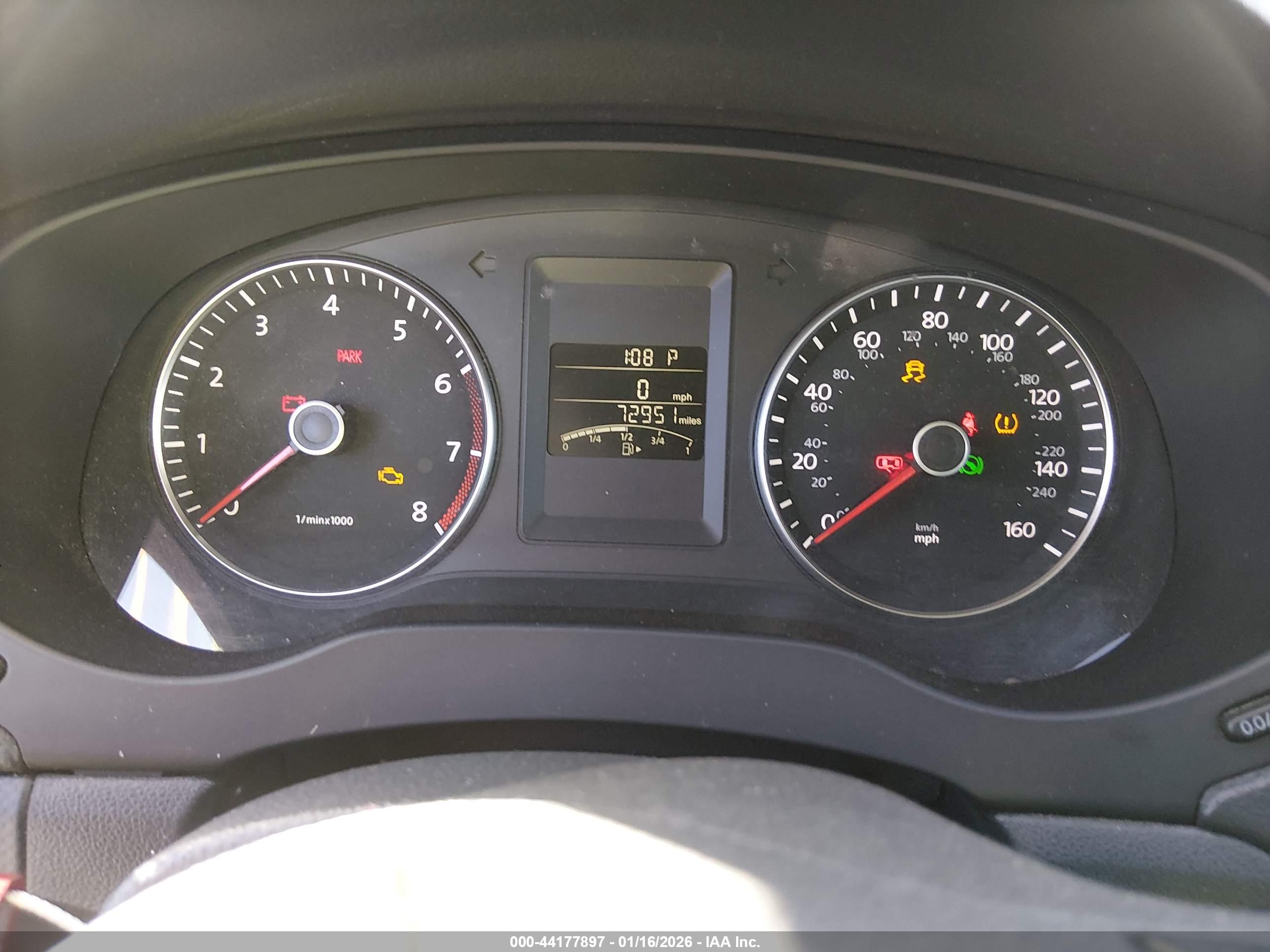 VOLKSWAGEN JETTA image 7