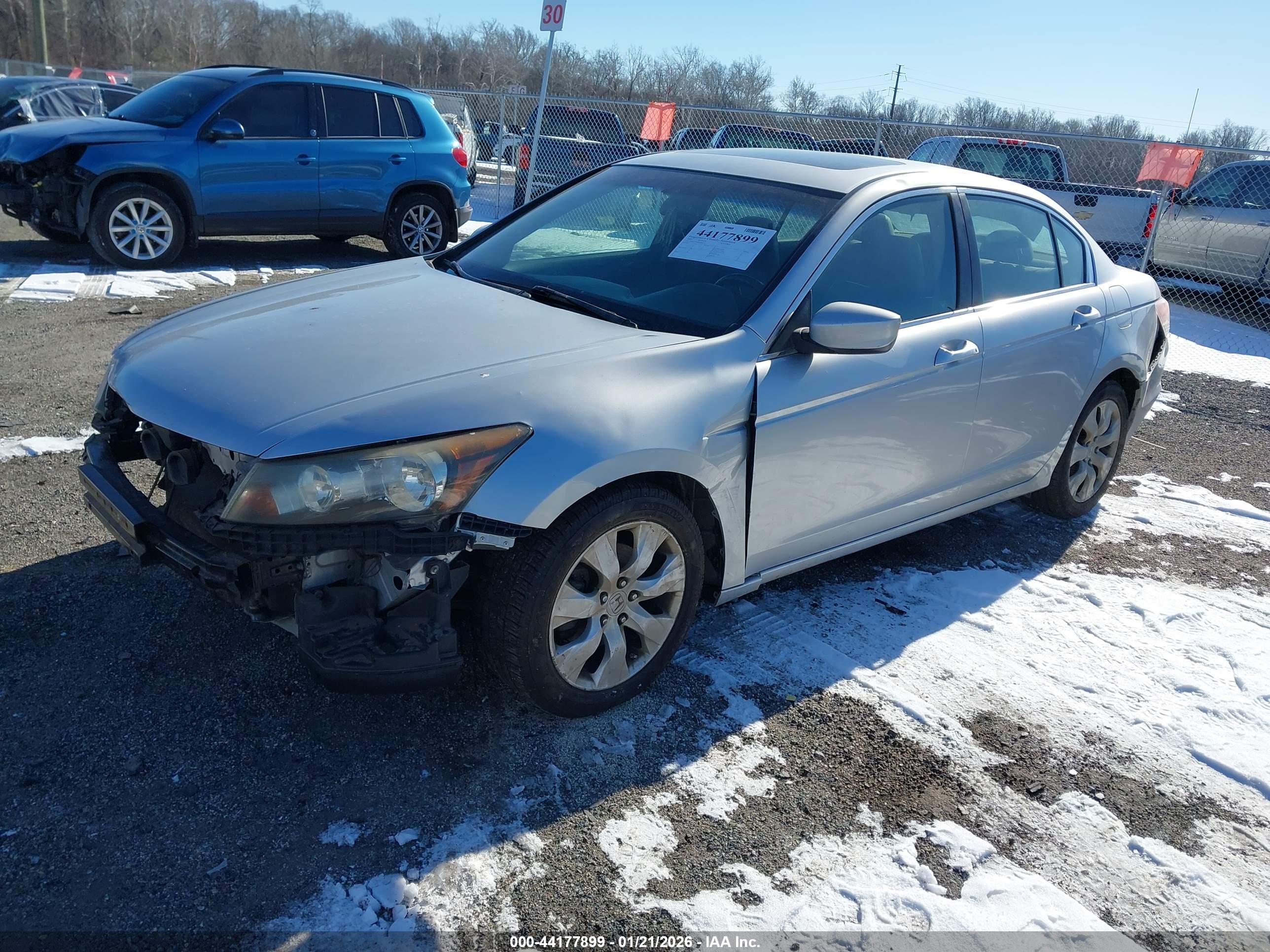 HONDA ACCORD image 2