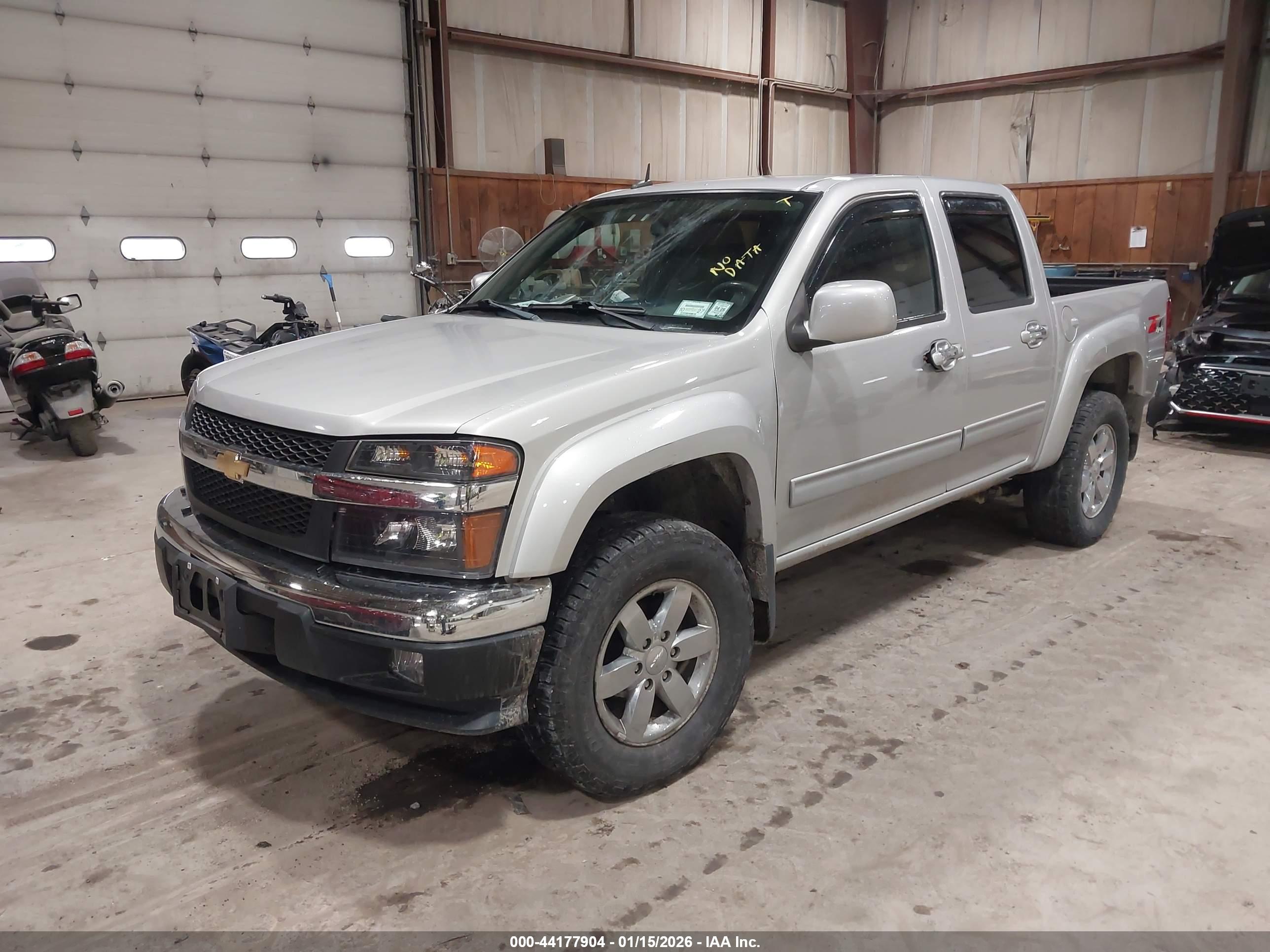 CHEVROLET COLORADO image 2