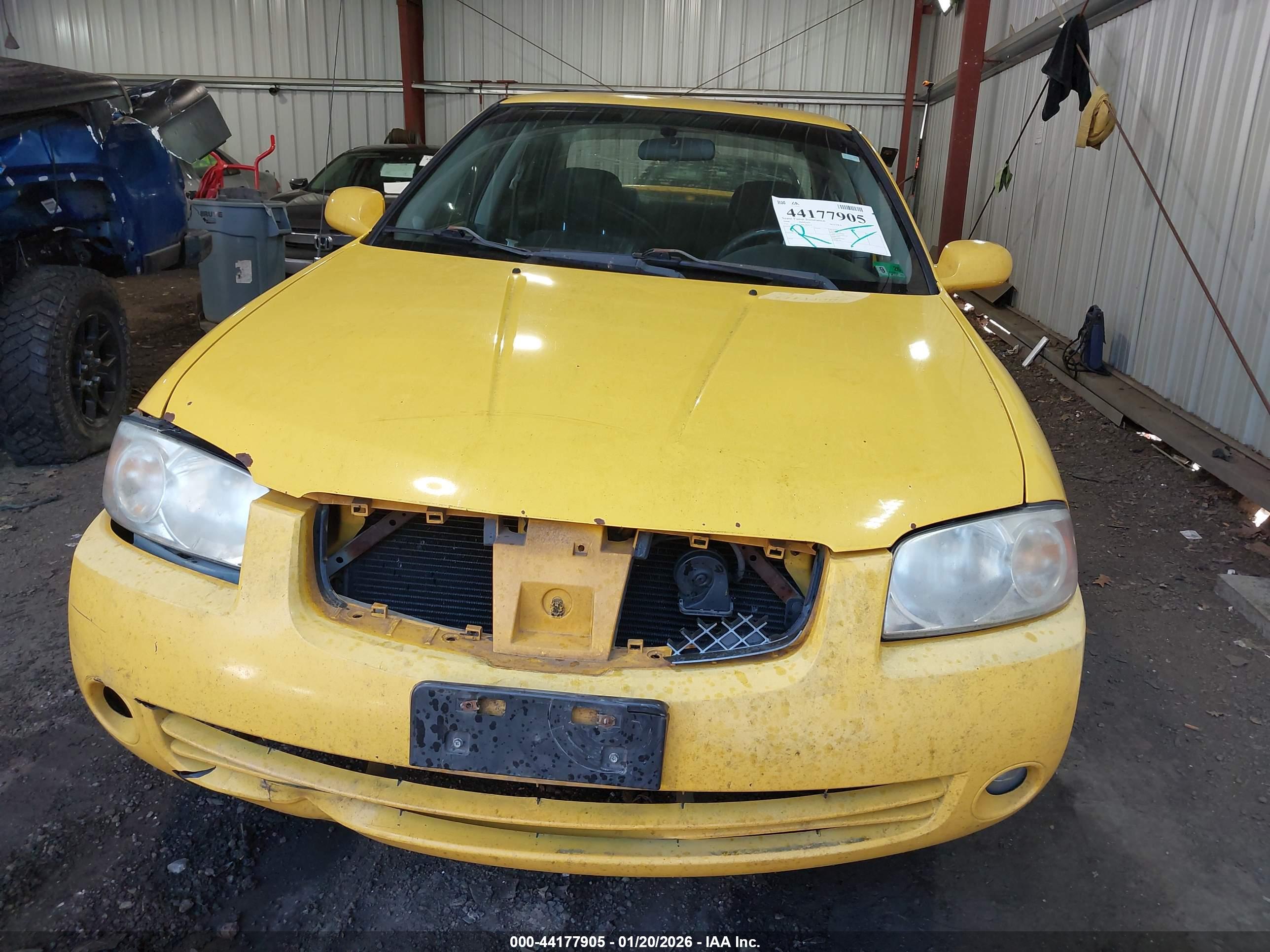 NISSAN SENTRA image 6