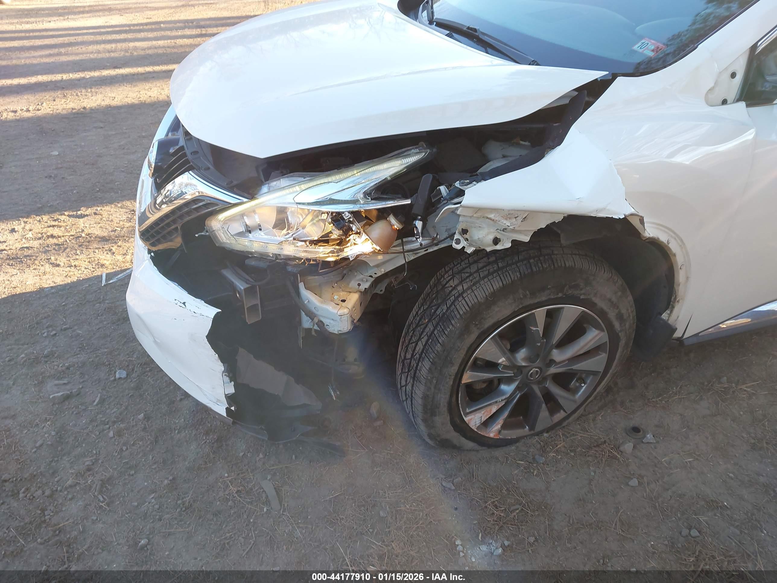 NISSAN MURANO image 6