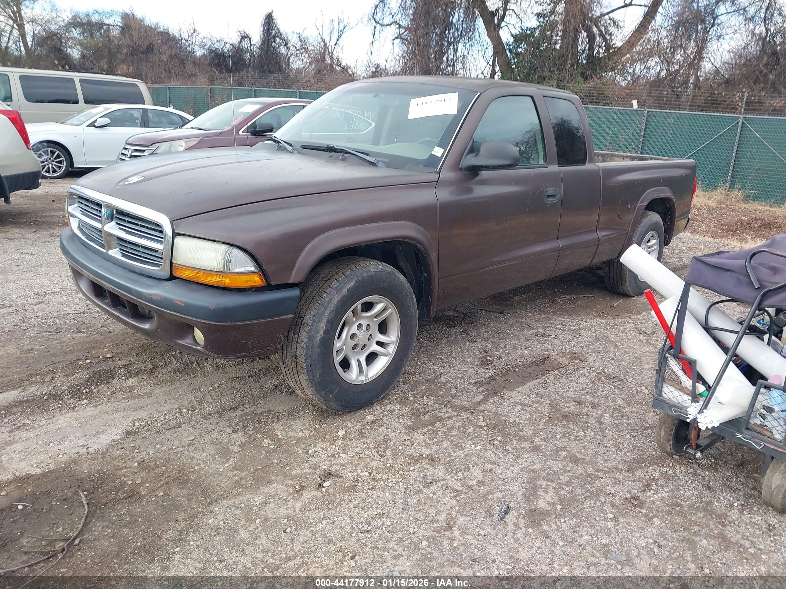 DODGE DAKOTA image 2