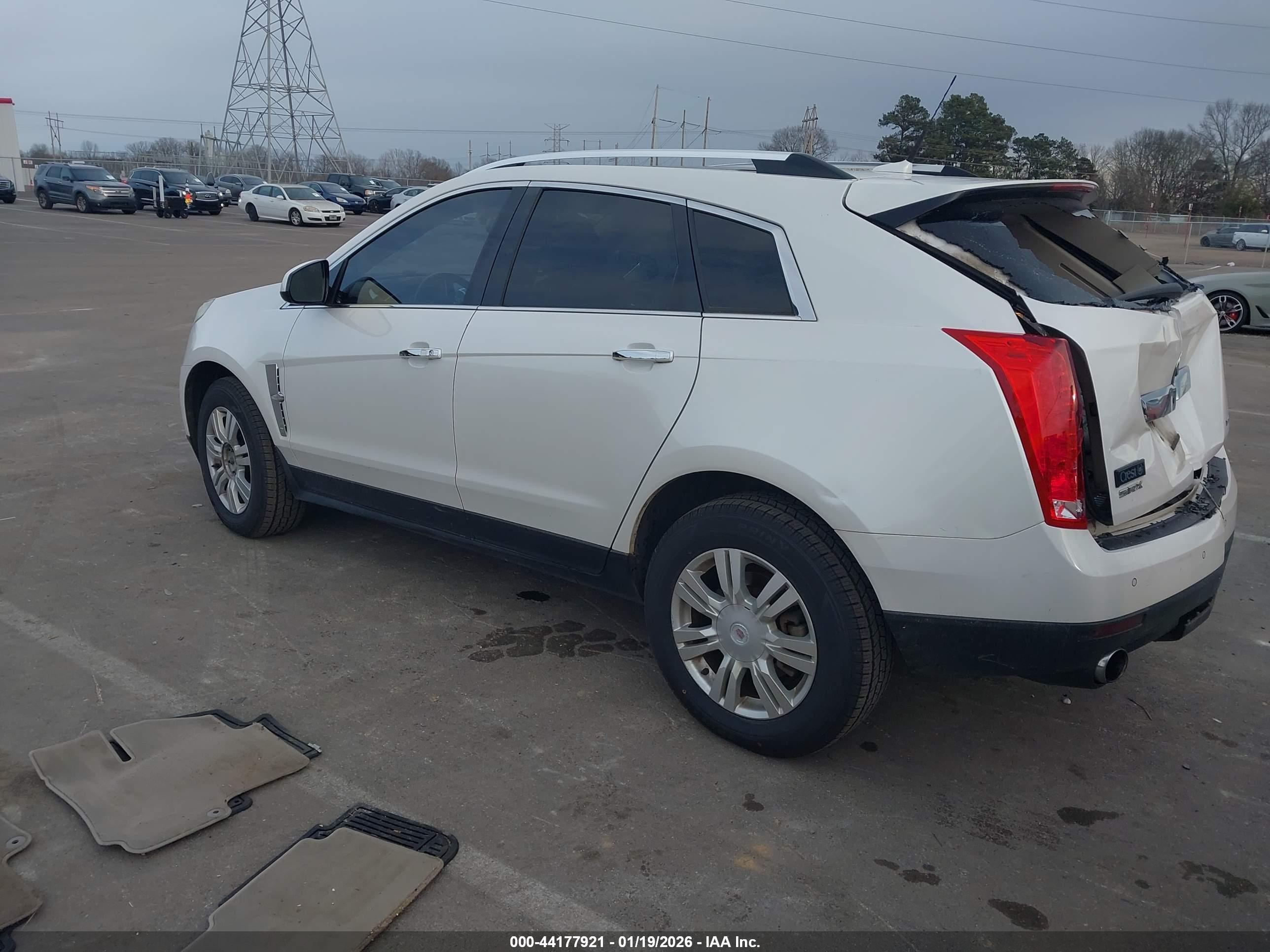 CADILLAC SRX image 3