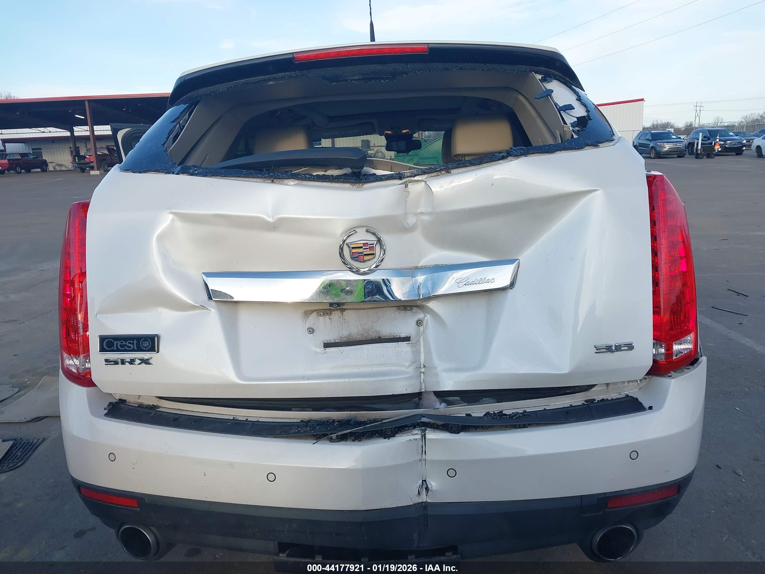 CADILLAC SRX image 6