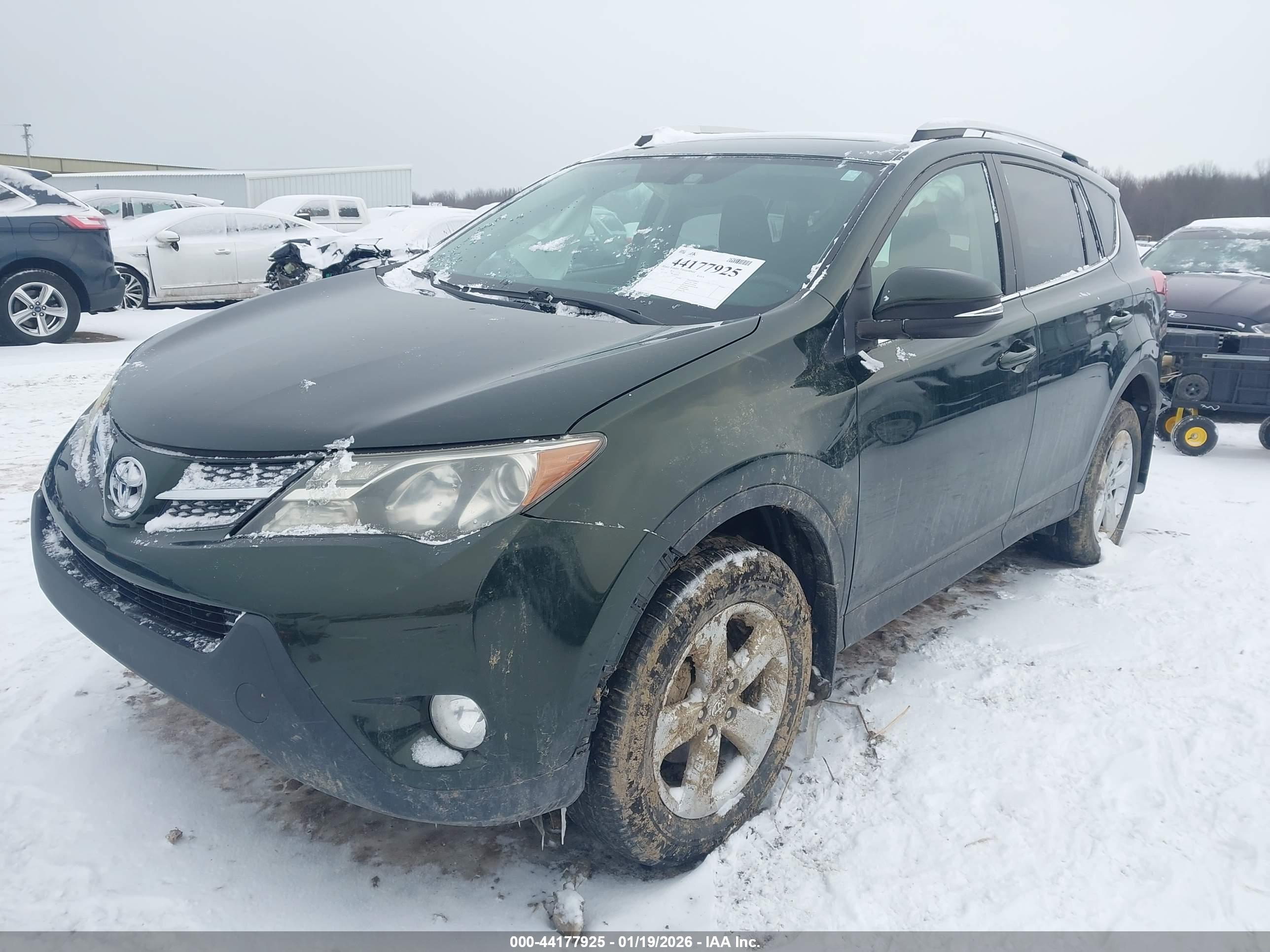 TOYOTA RAV4 image 6