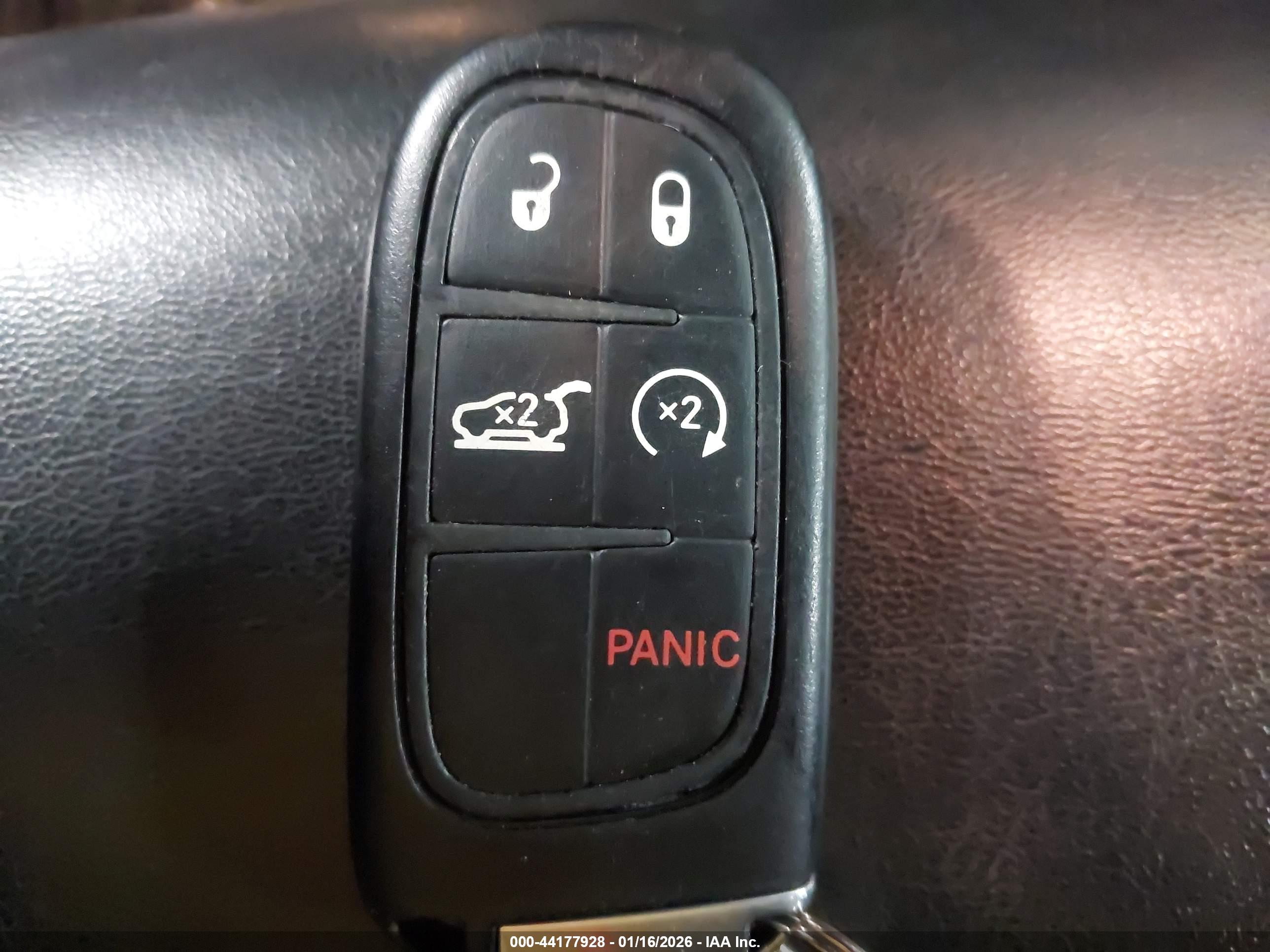 JEEP CHEROKEE image 11