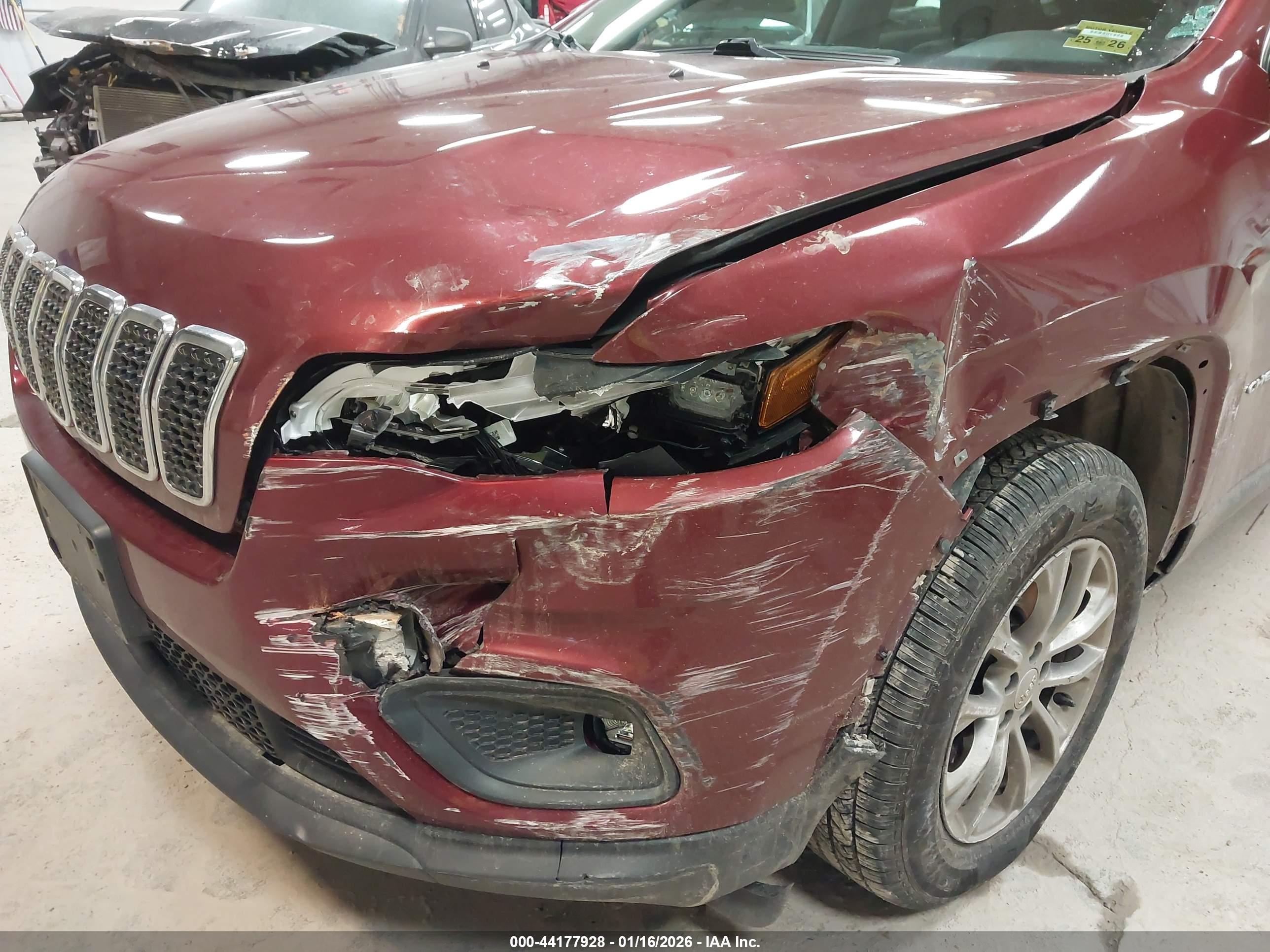 JEEP CHEROKEE image 6