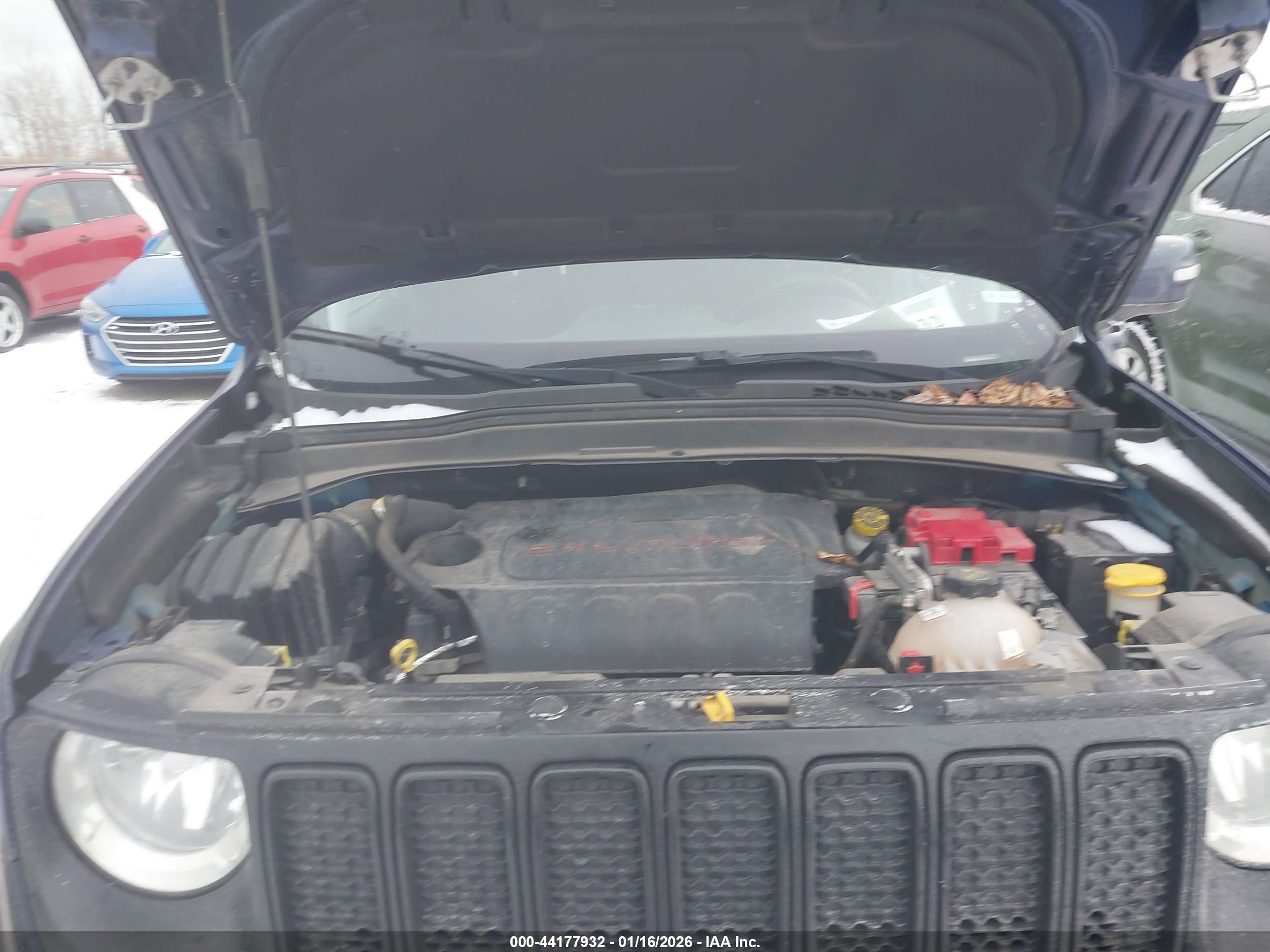 JEEP RENEGADE image 10