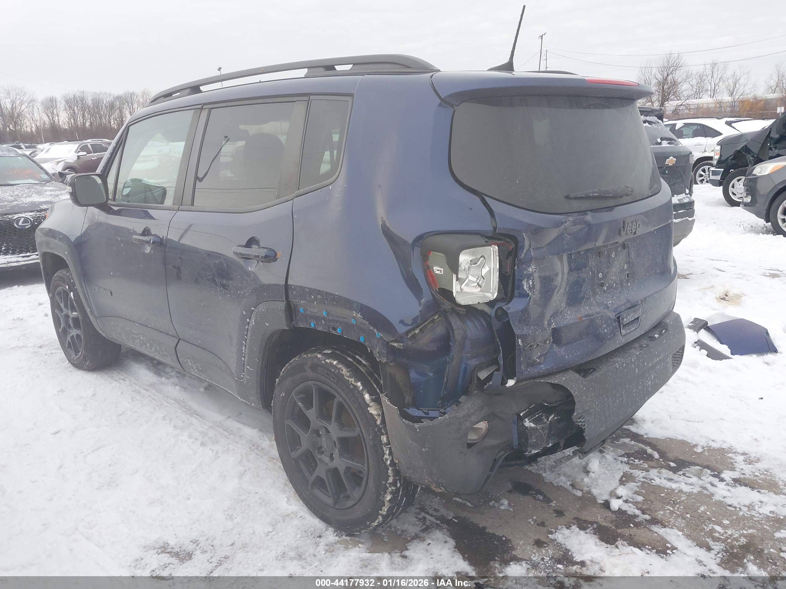 JEEP RENEGADE image 3