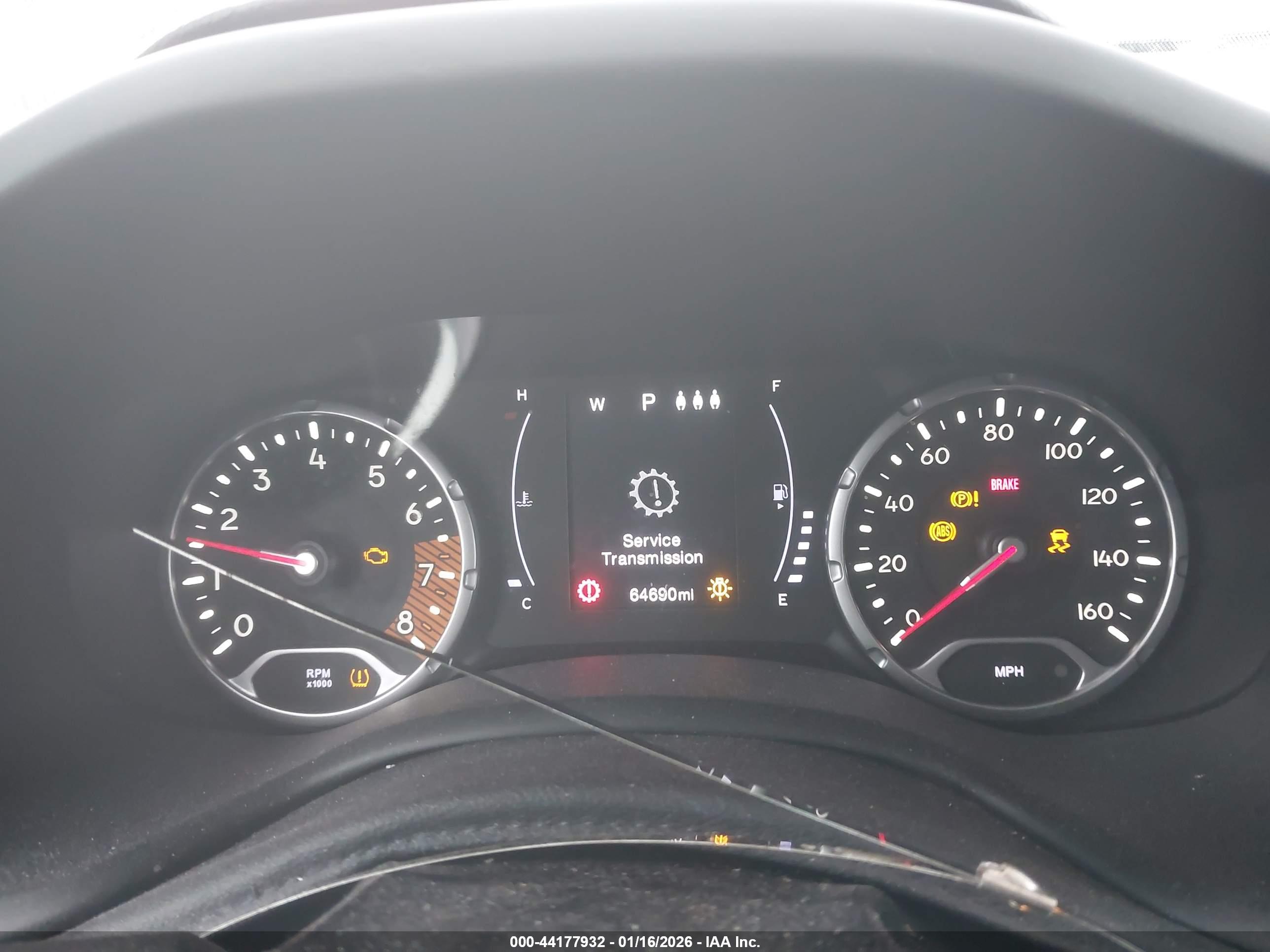 JEEP RENEGADE image 7