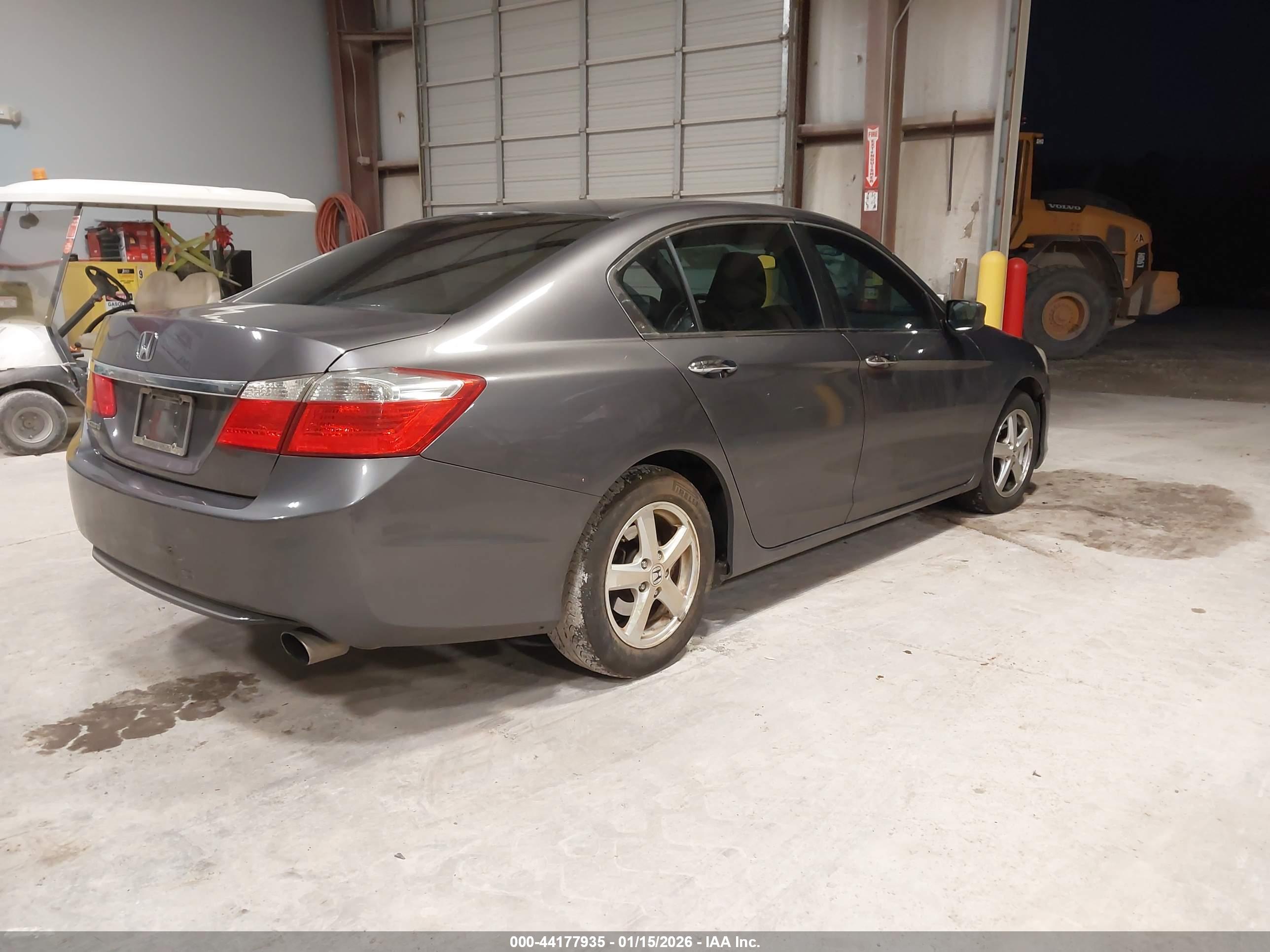 HONDA ACCORD image 4