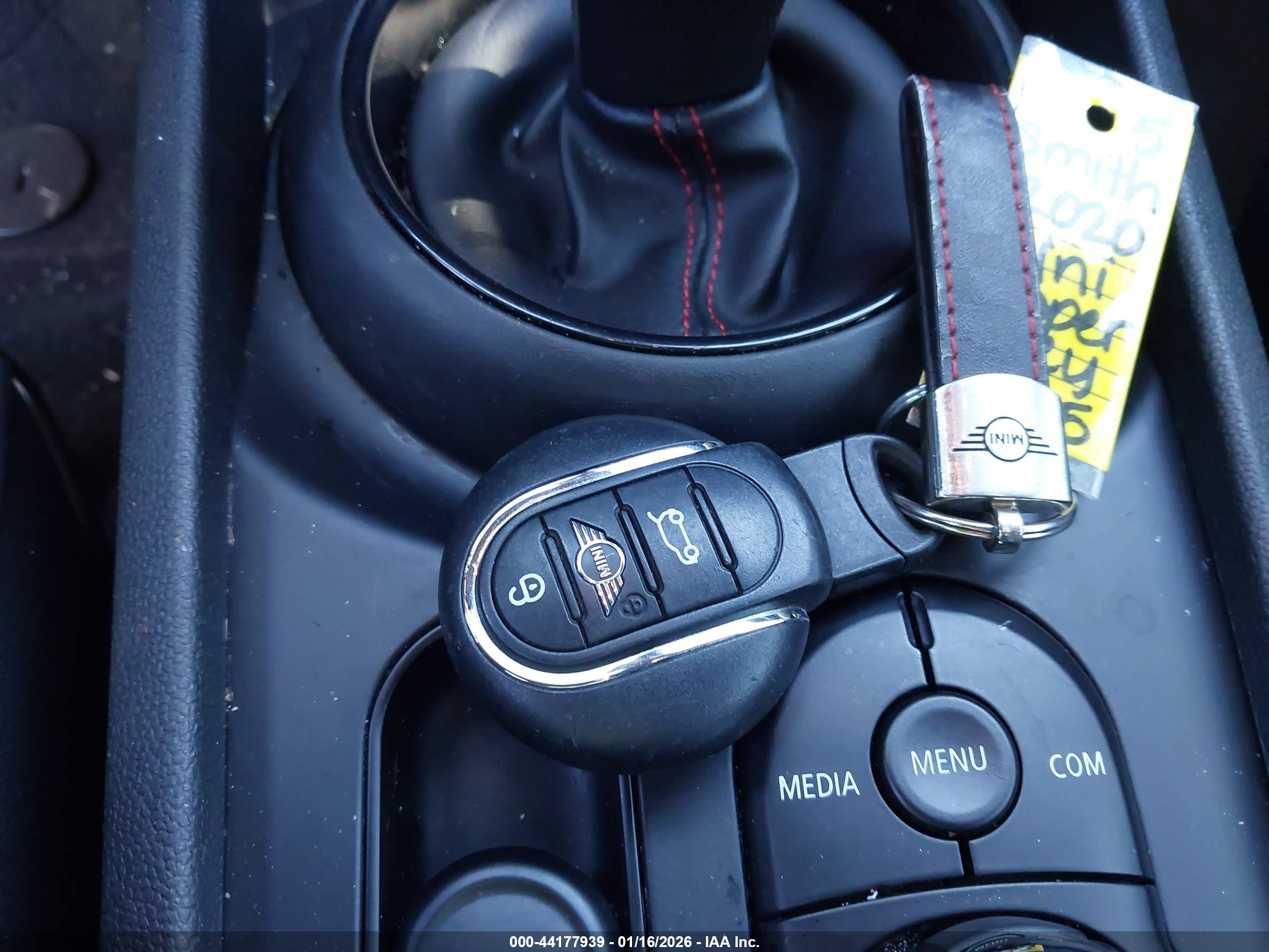MINI CLUBMAN image 11