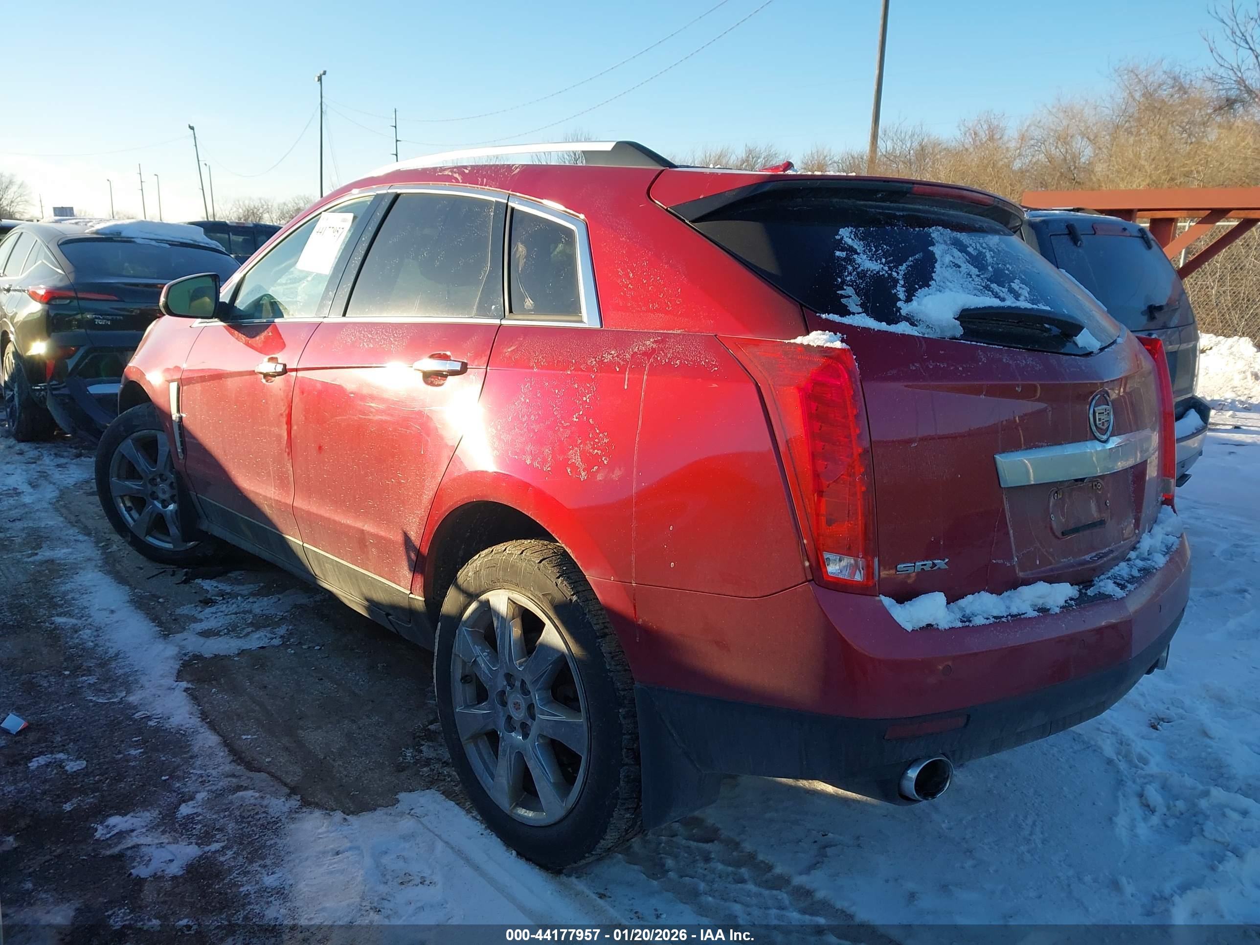 CADILLAC SRX image 3