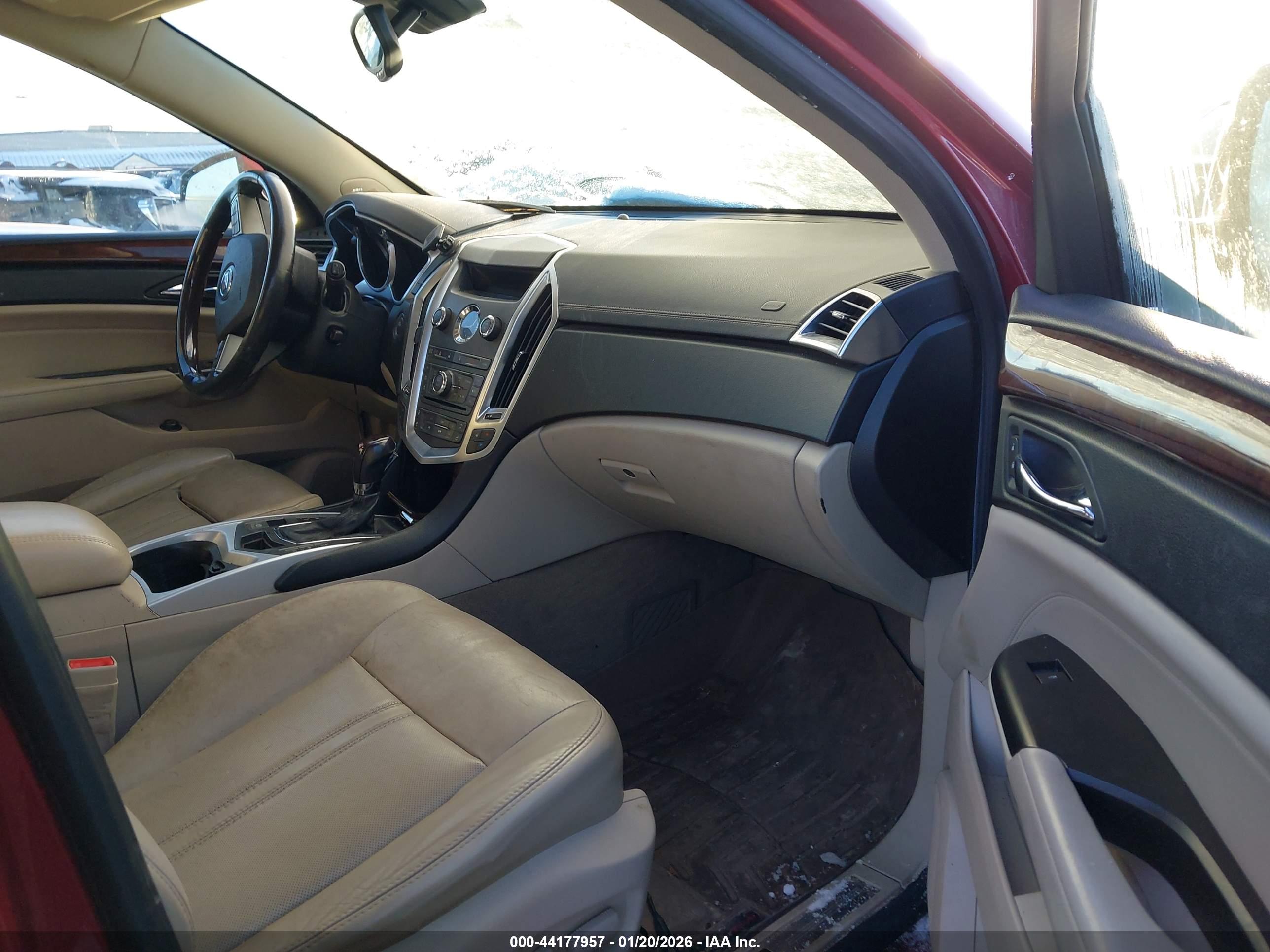 CADILLAC SRX image 5