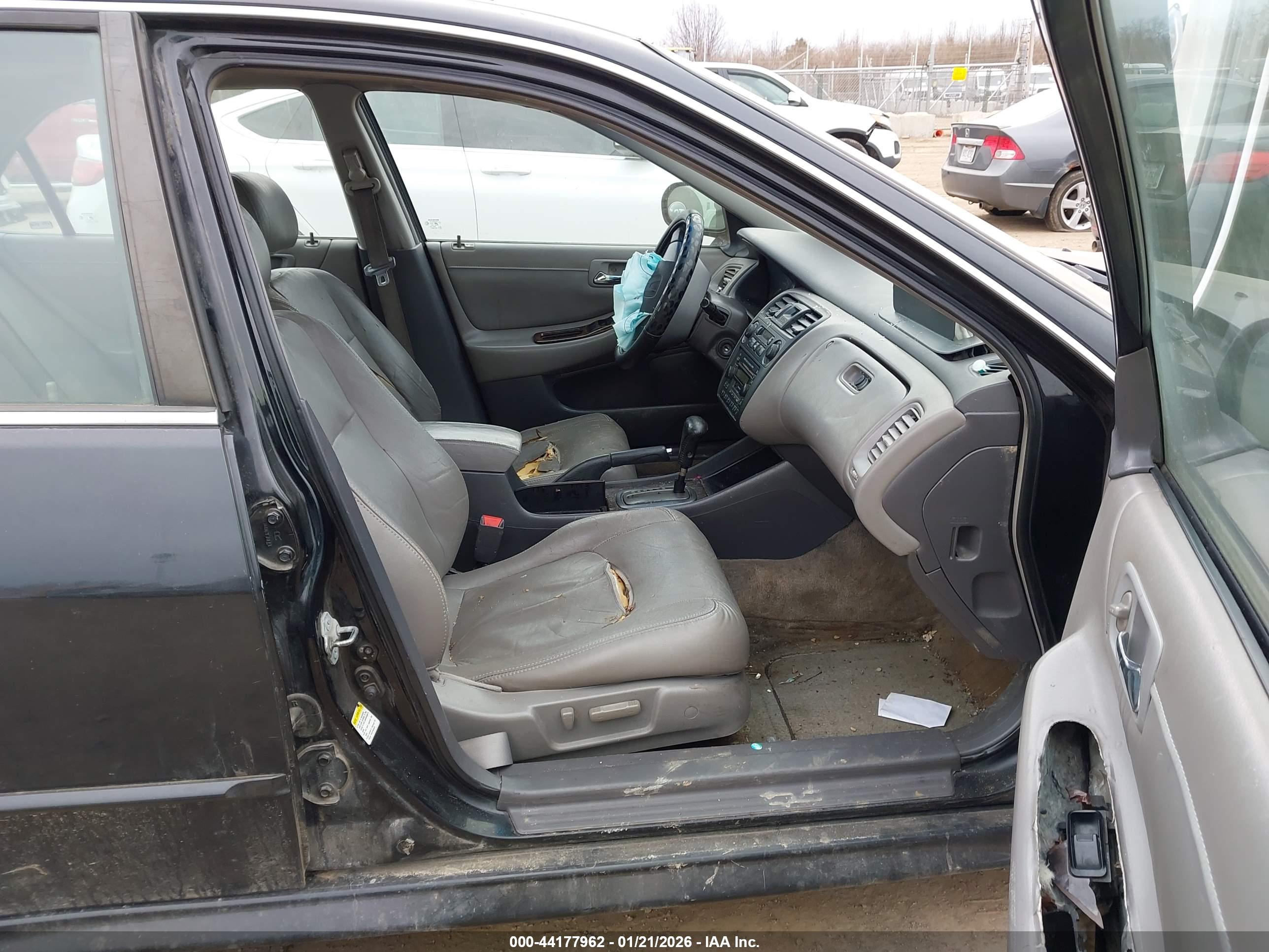 HONDA ACCORD image 5