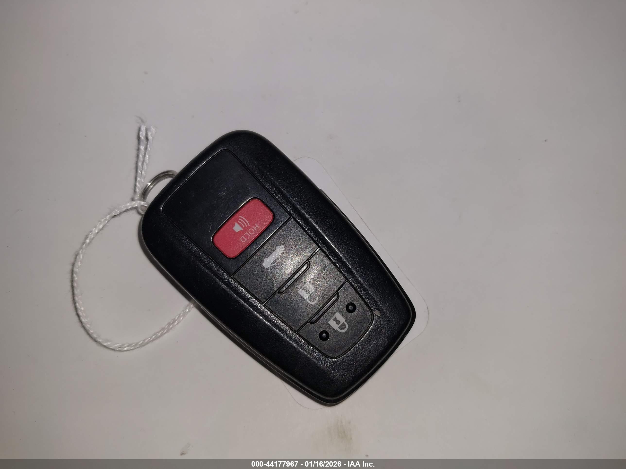TOYOTA CAMRY image 11