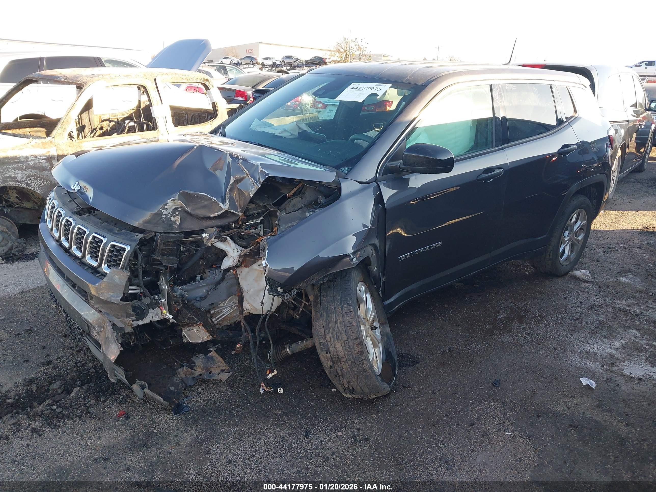 JEEP COMPASS image 2