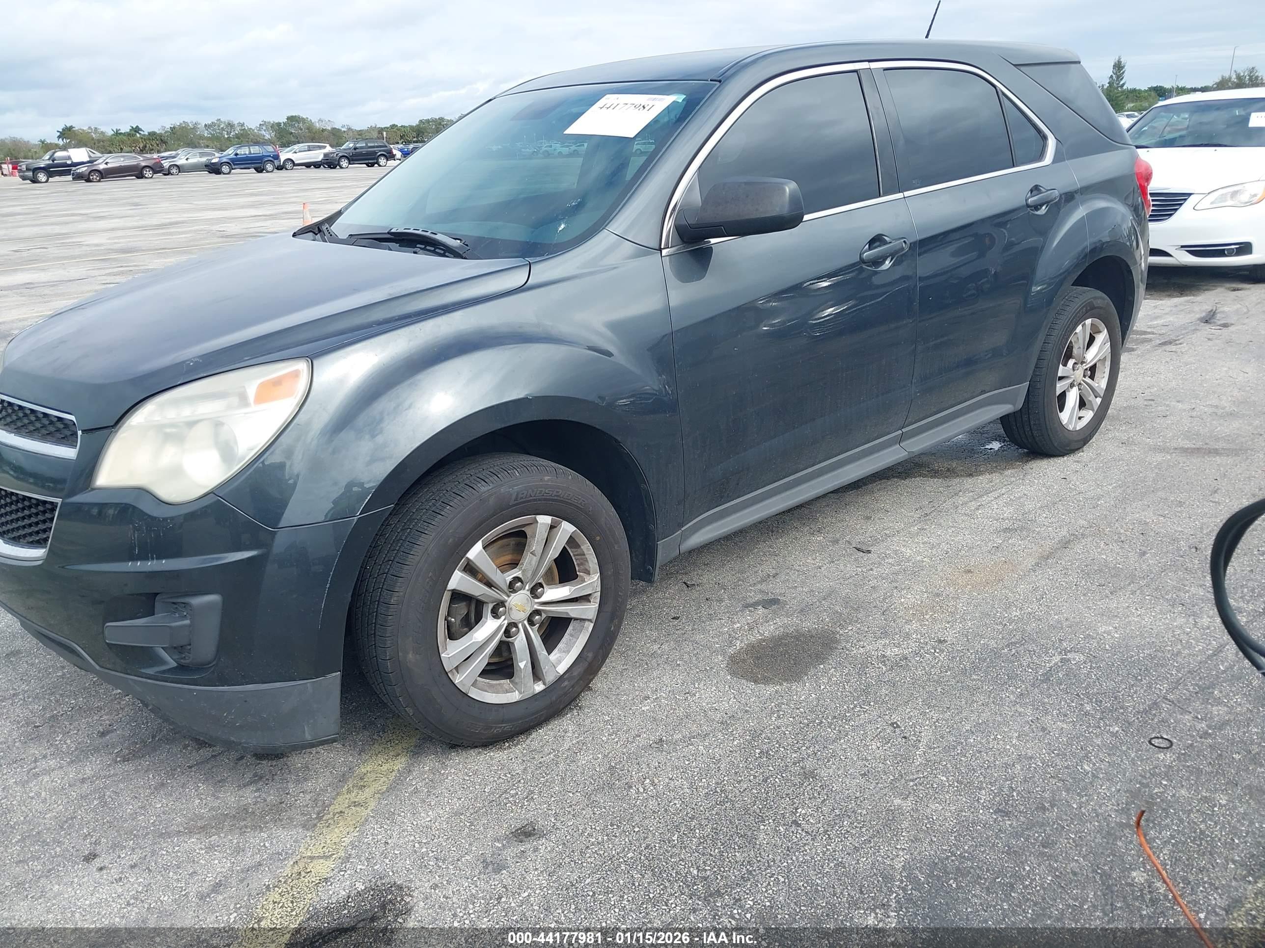 CHEVROLET EQUINOX image 2