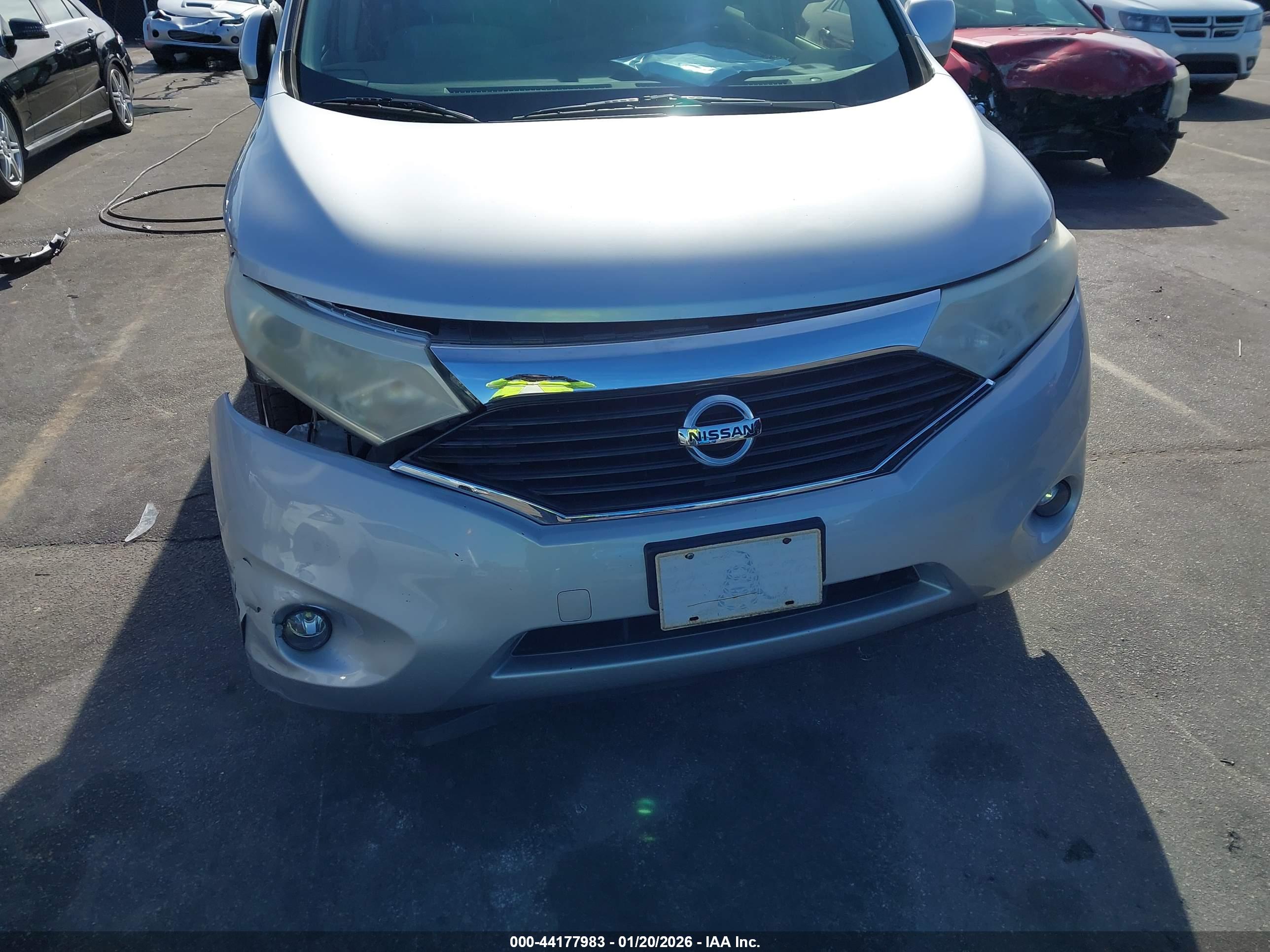NISSAN QUEST image 6
