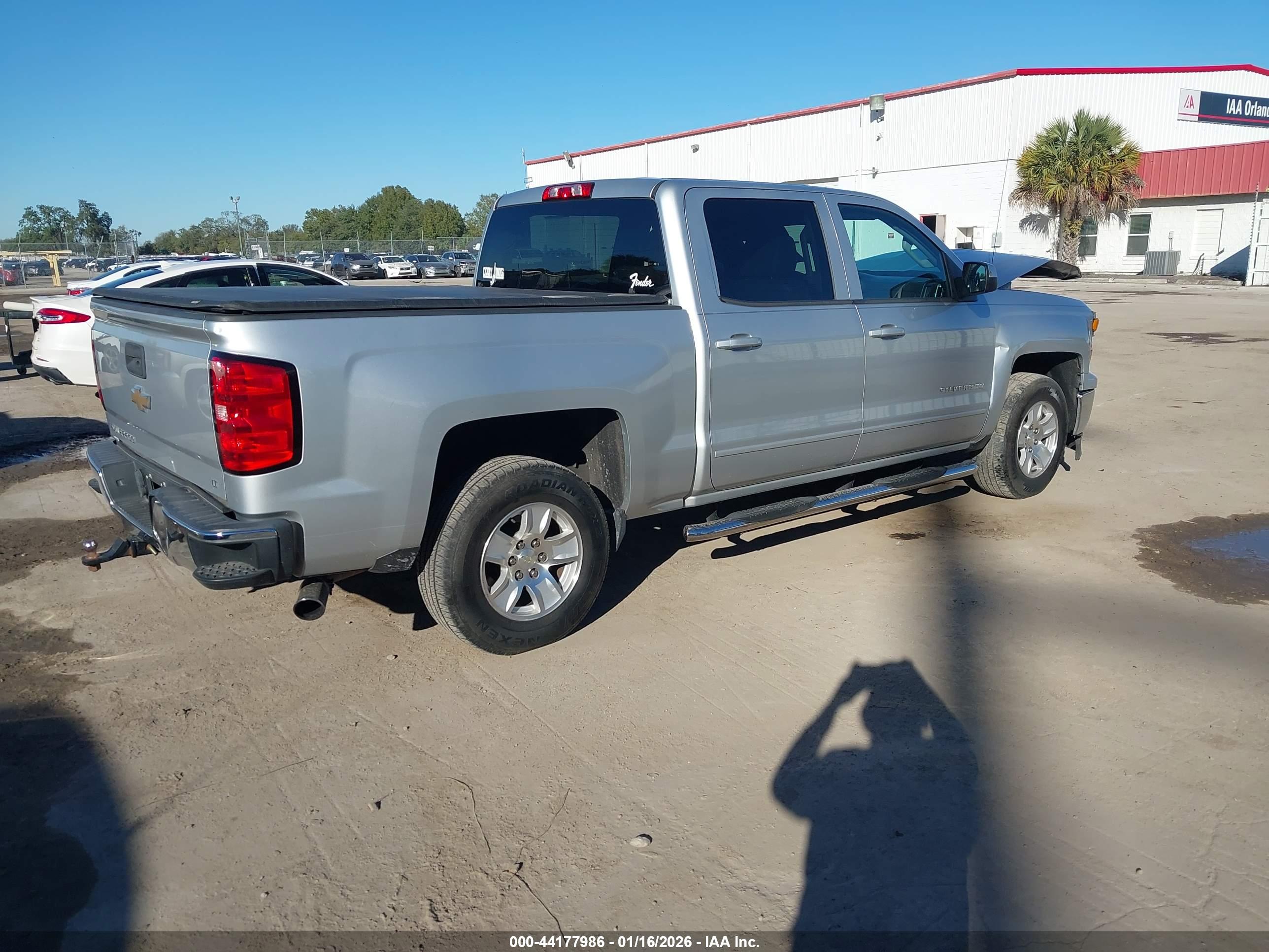 CHEVROLET SILVERADO image 4