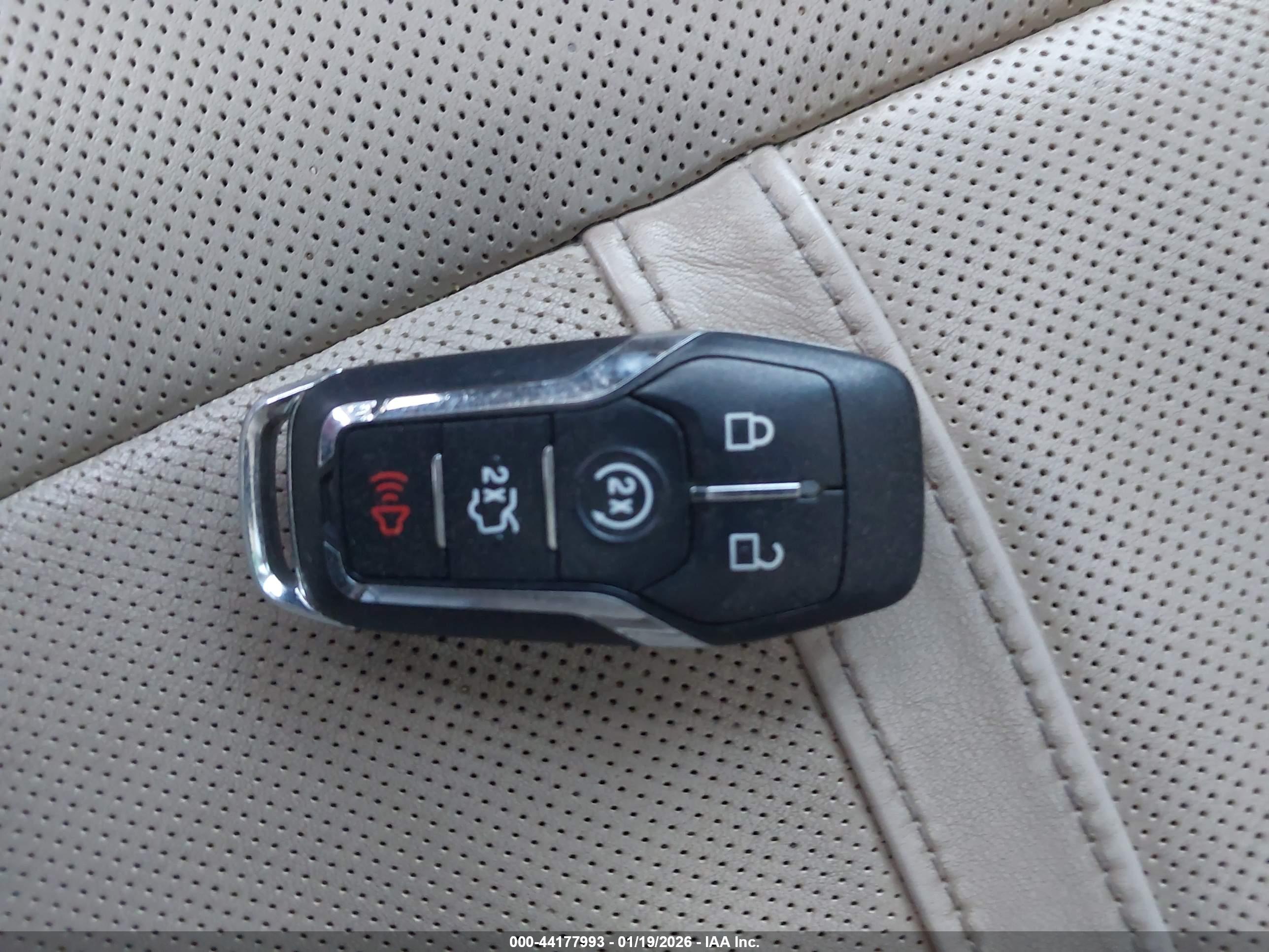 LINCOLN MKX image 11