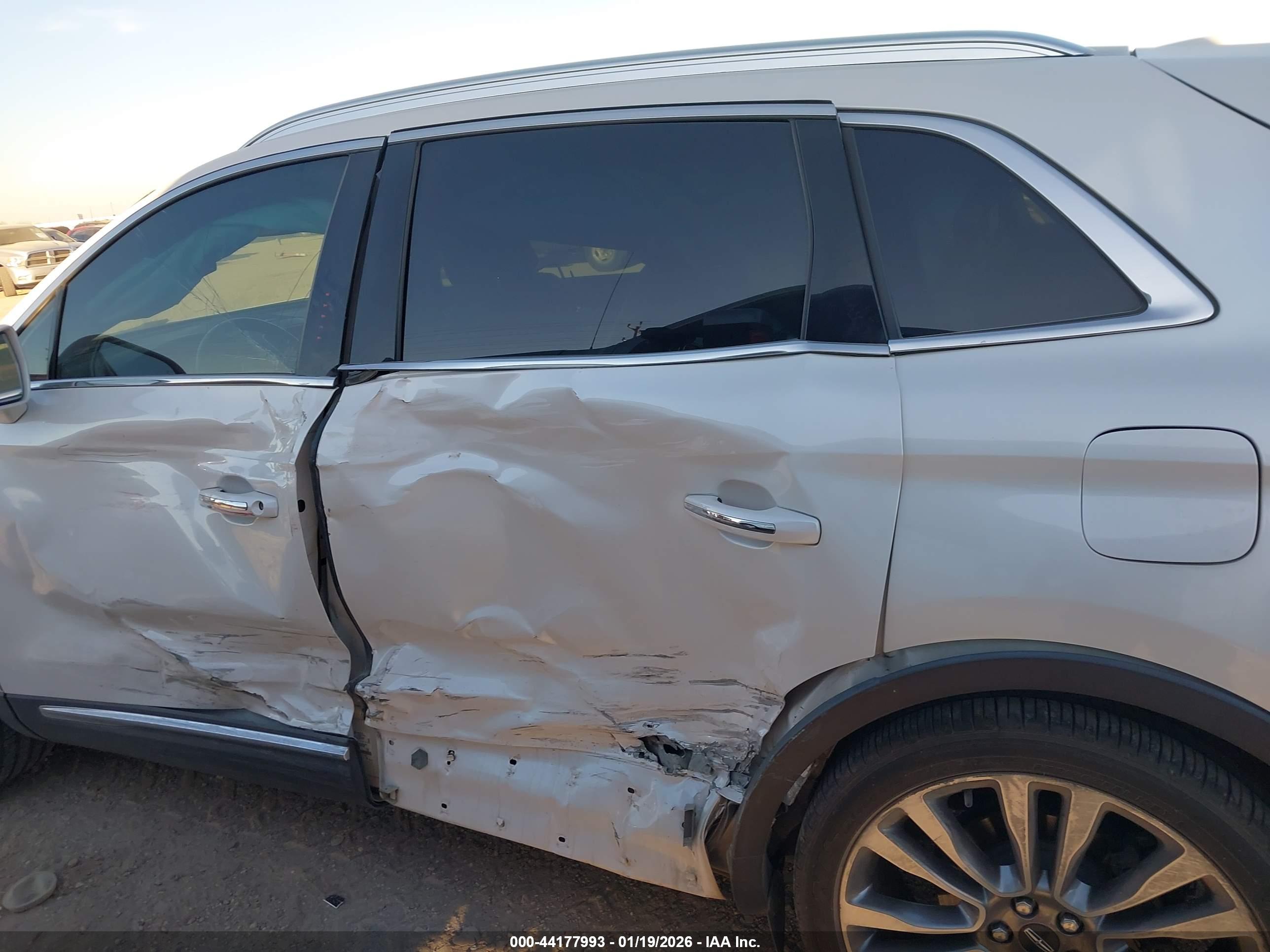 LINCOLN MKX image 6