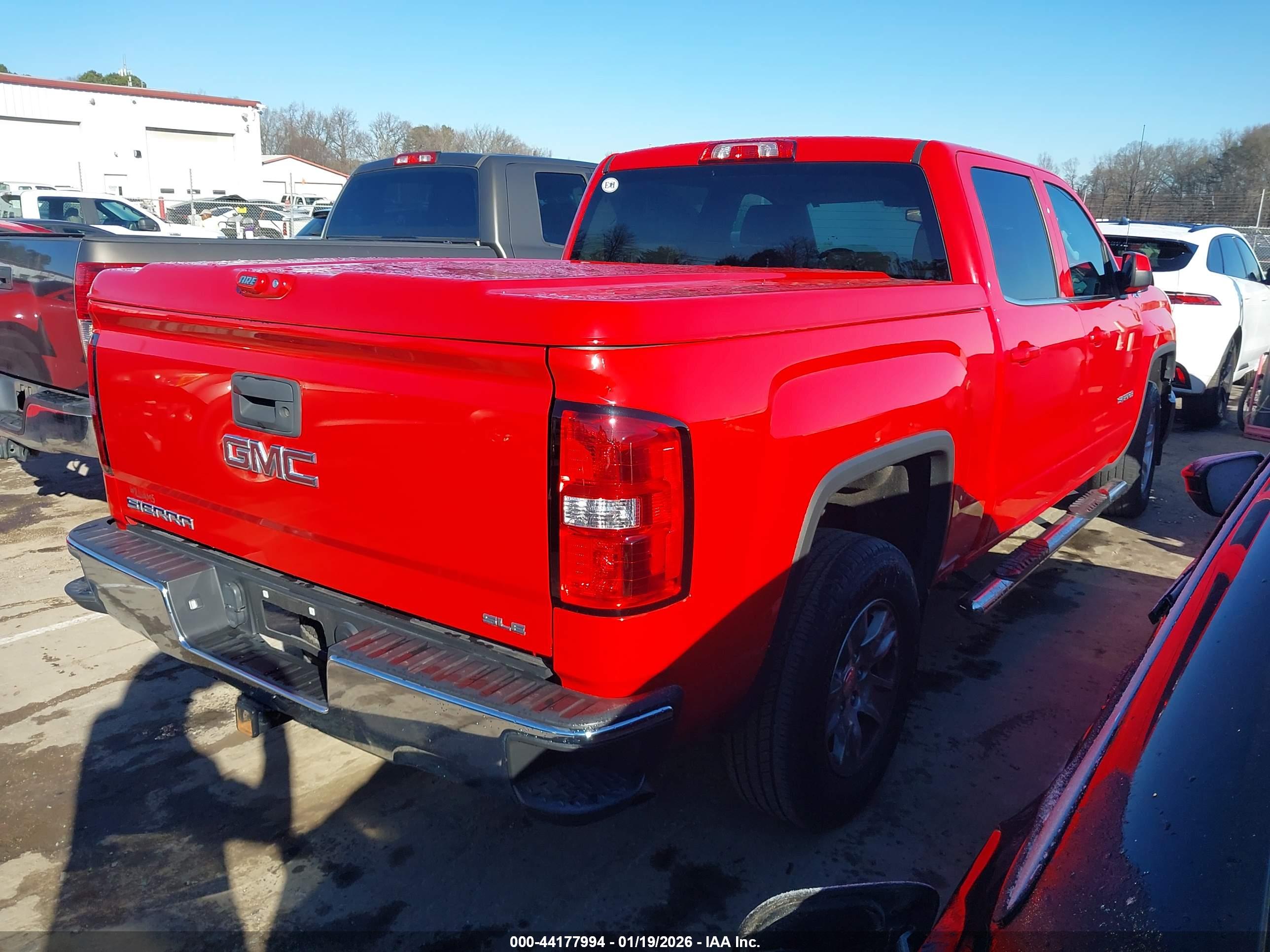 GMC SIERRA image 4