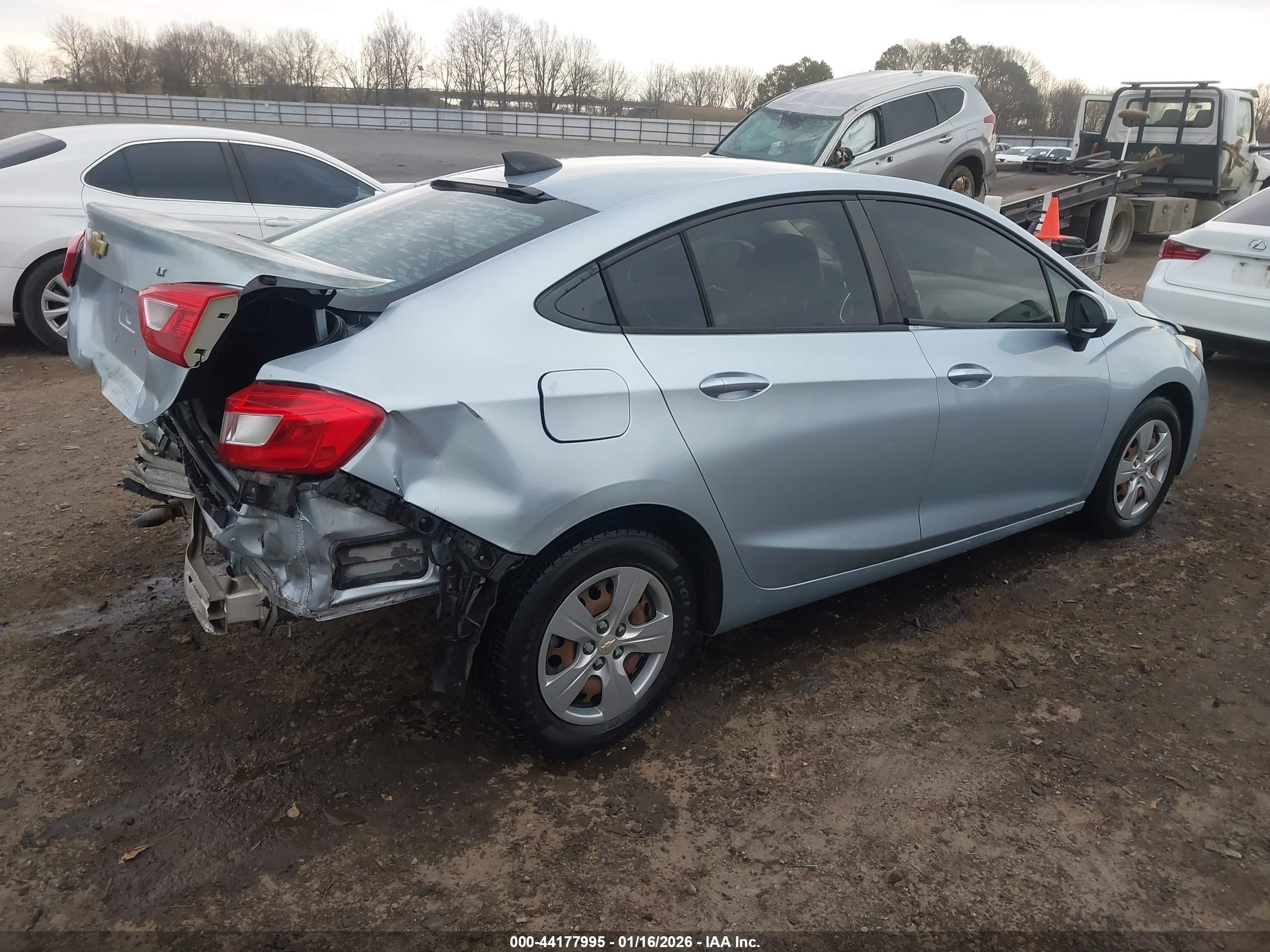 CHEVROLET CRUZE image 4