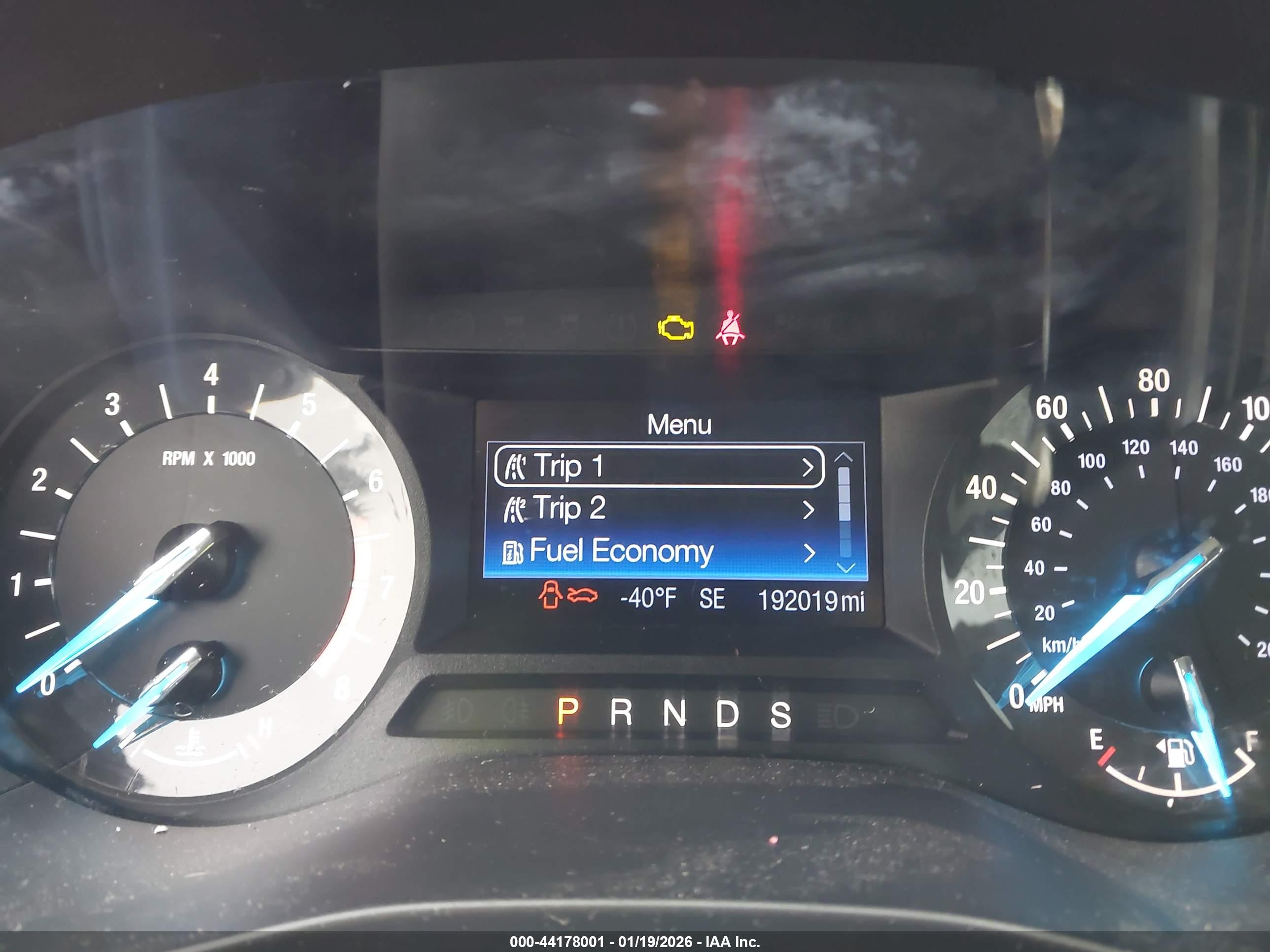 FORD FUSION image 7