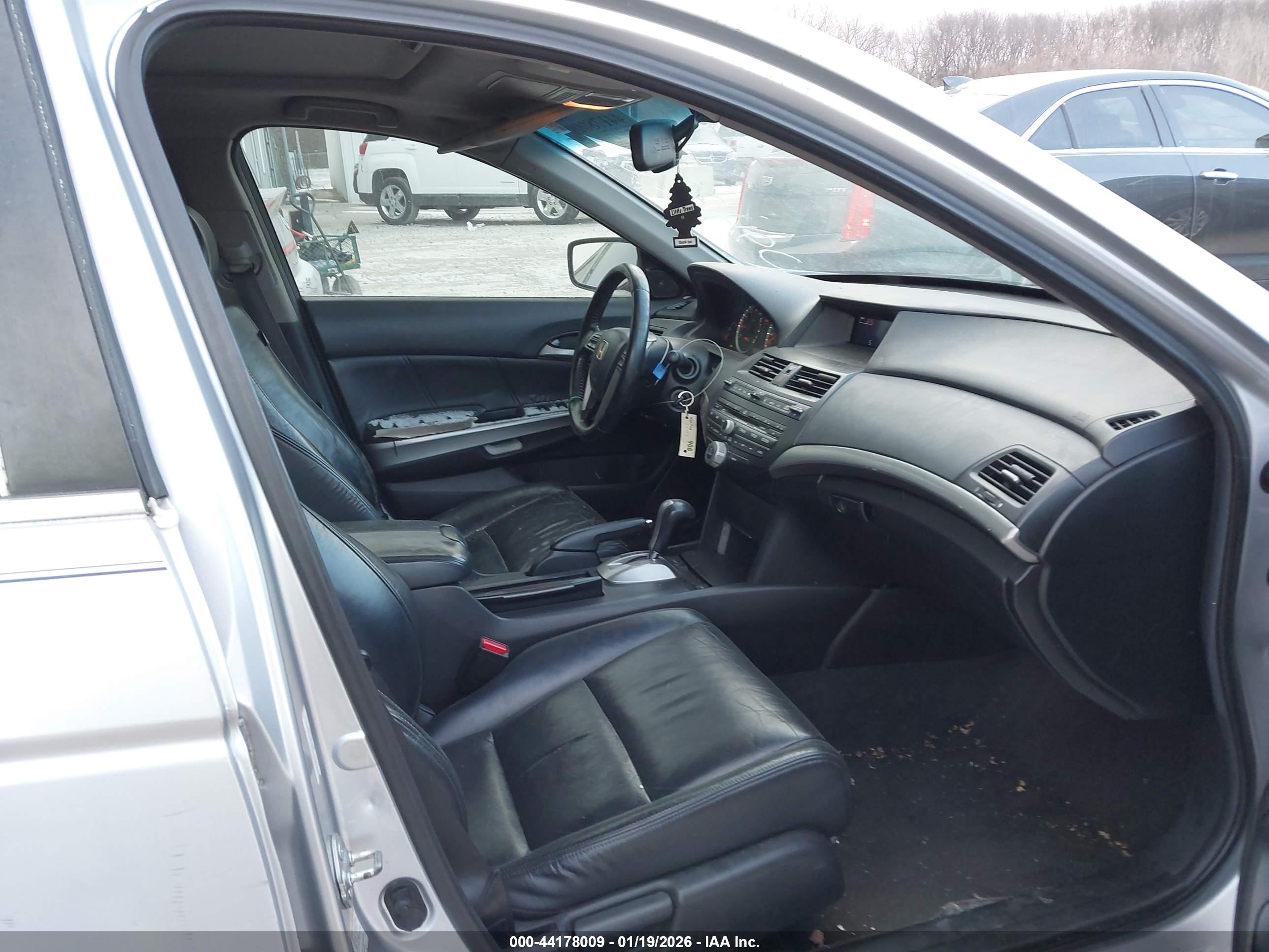 HONDA ACCORD image 5