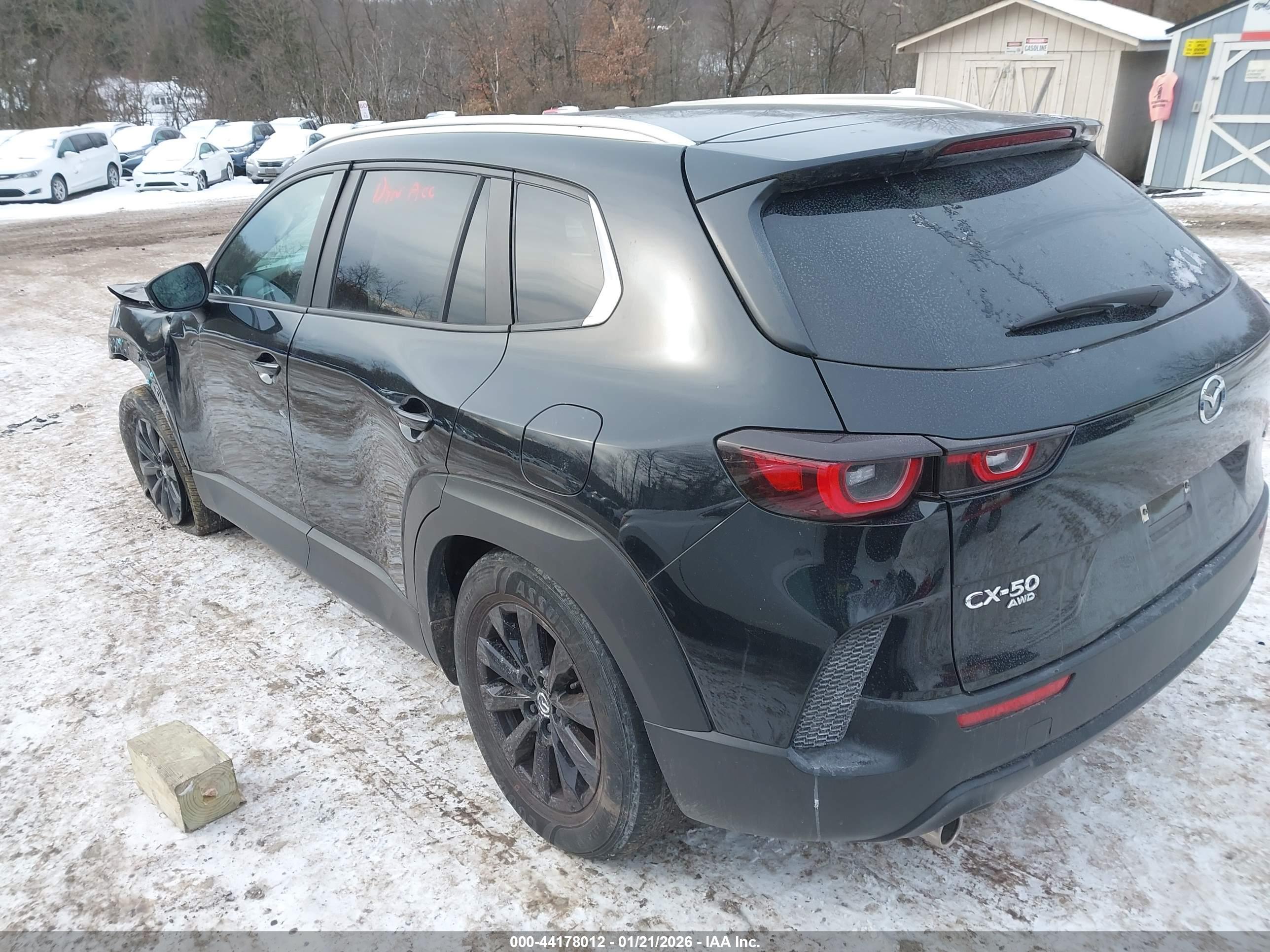 MAZDA CX-50 image 3