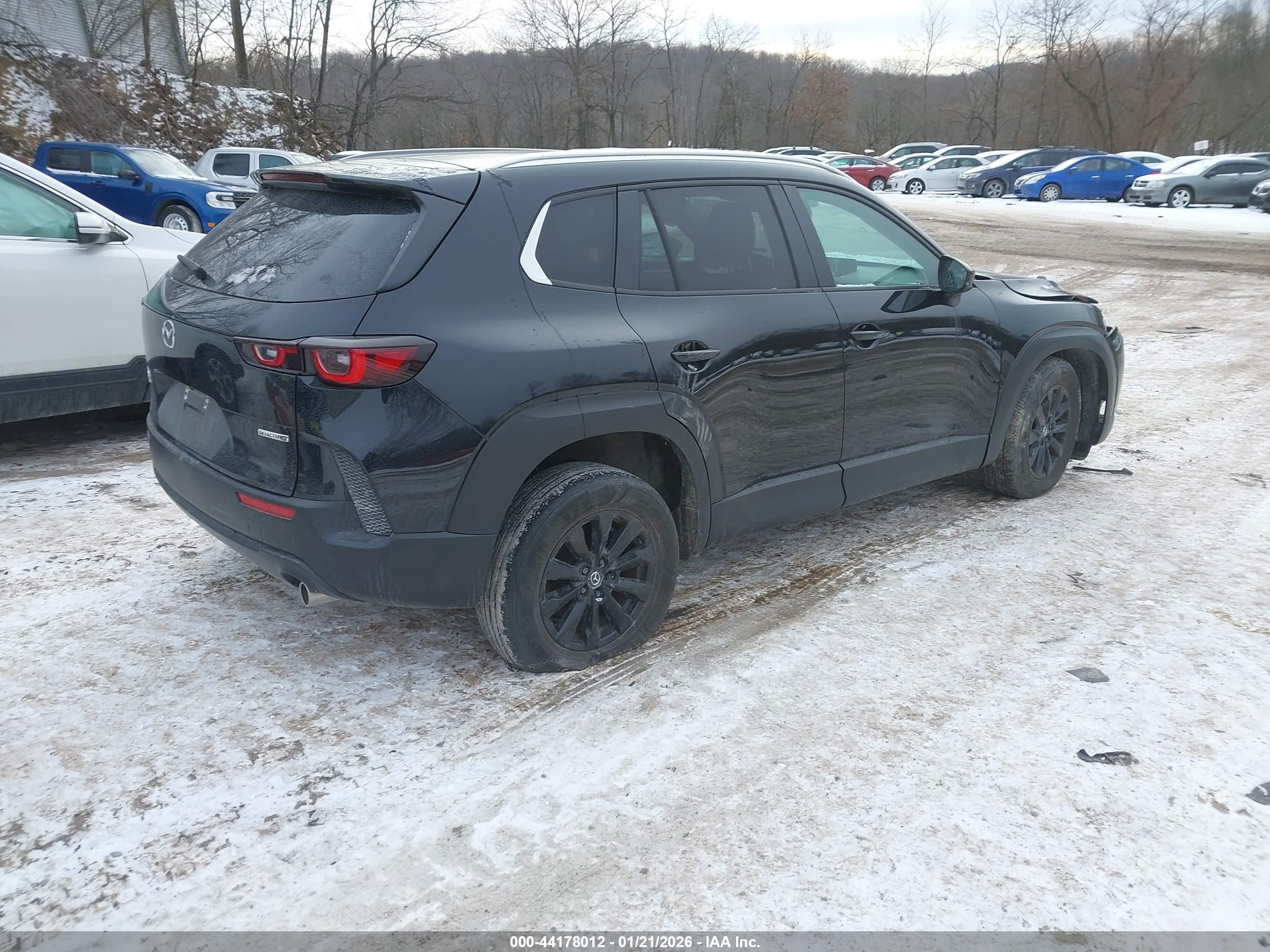 MAZDA CX-50 image 4