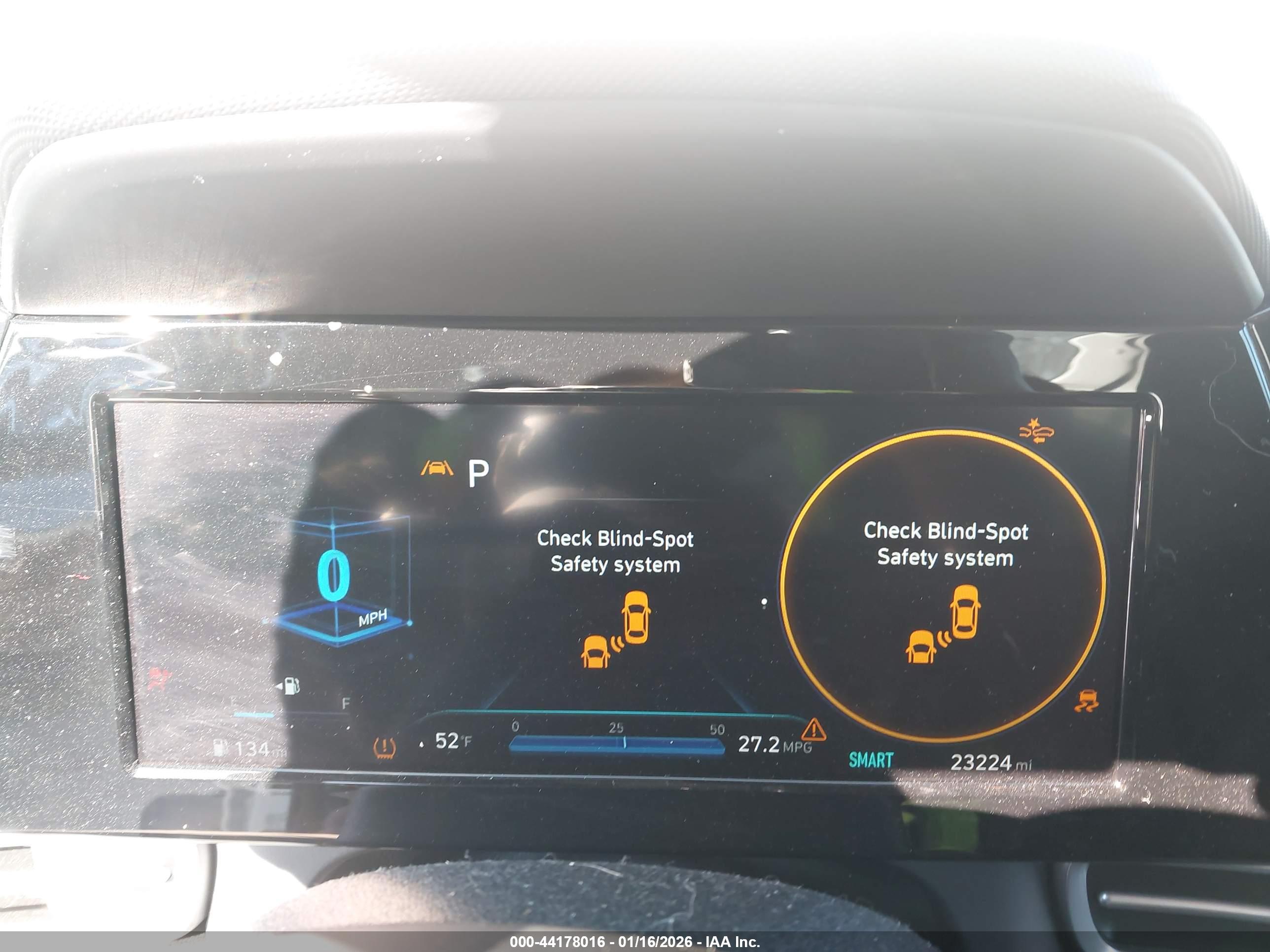 HYUNDAI ELANTRA image 7